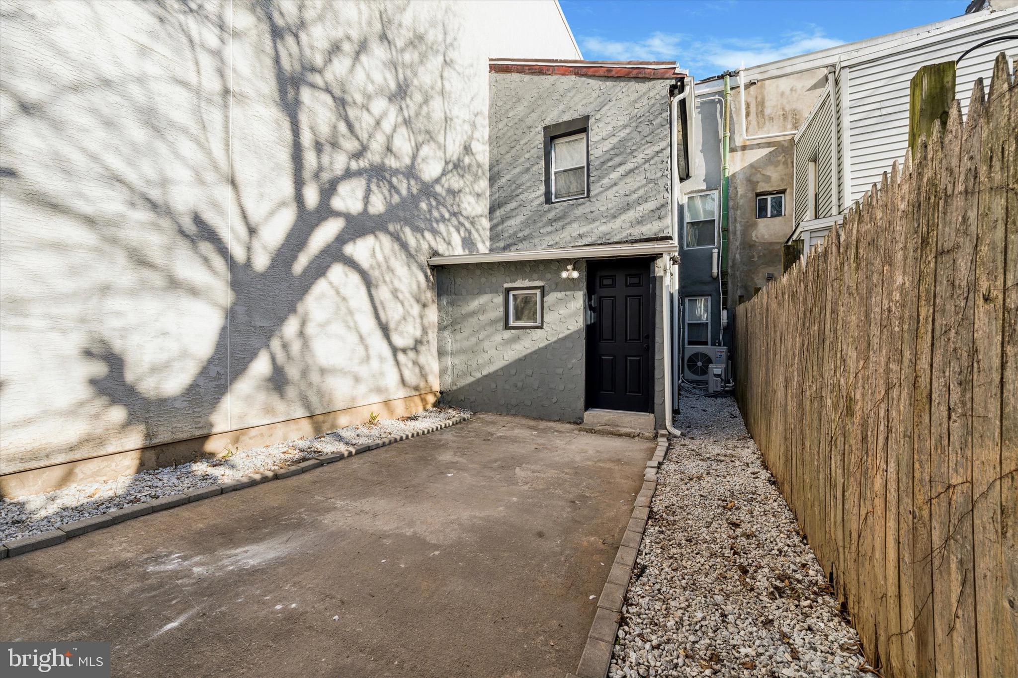 OLDE KENSINGTON - Residential