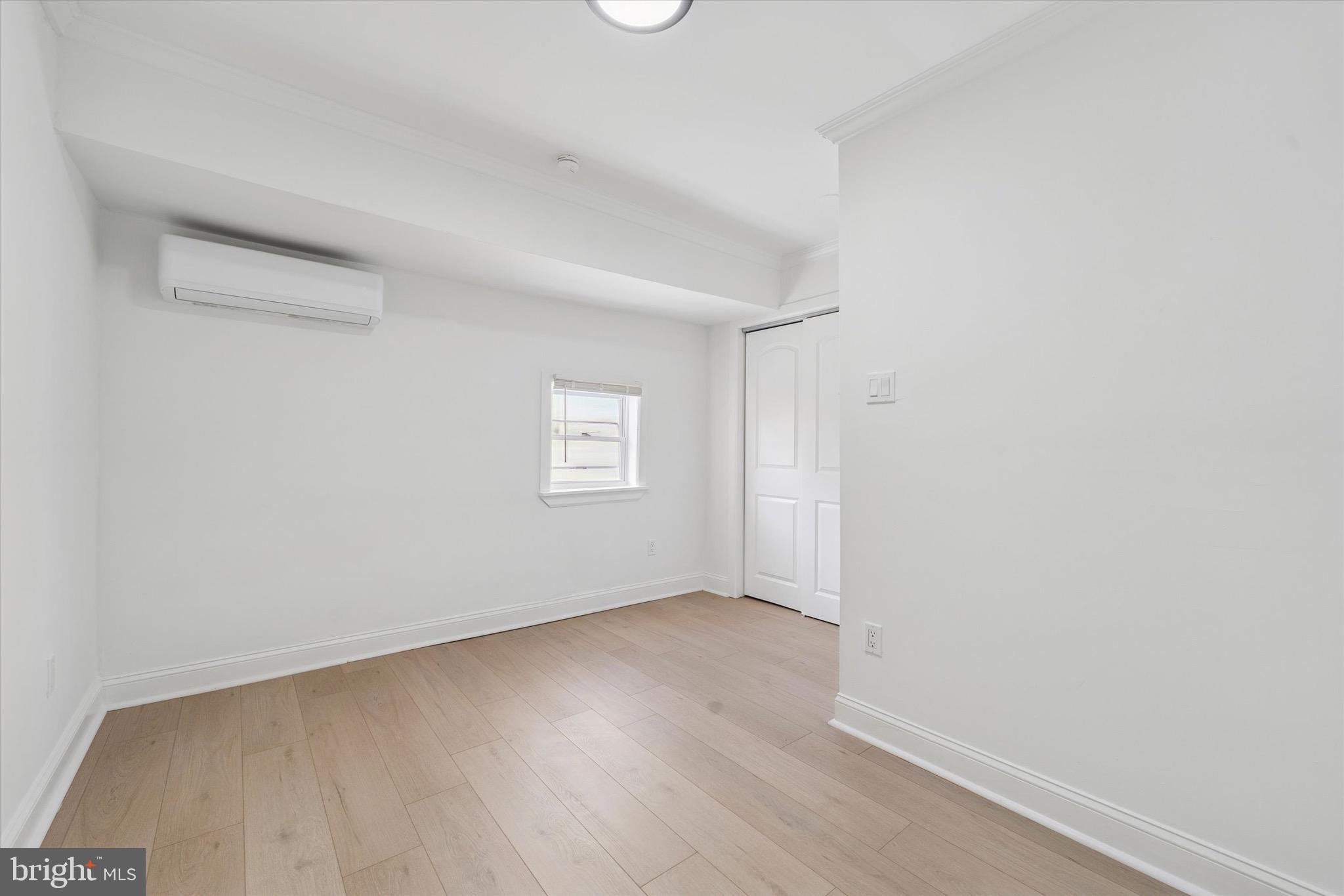 OLDE KENSINGTON - Residential