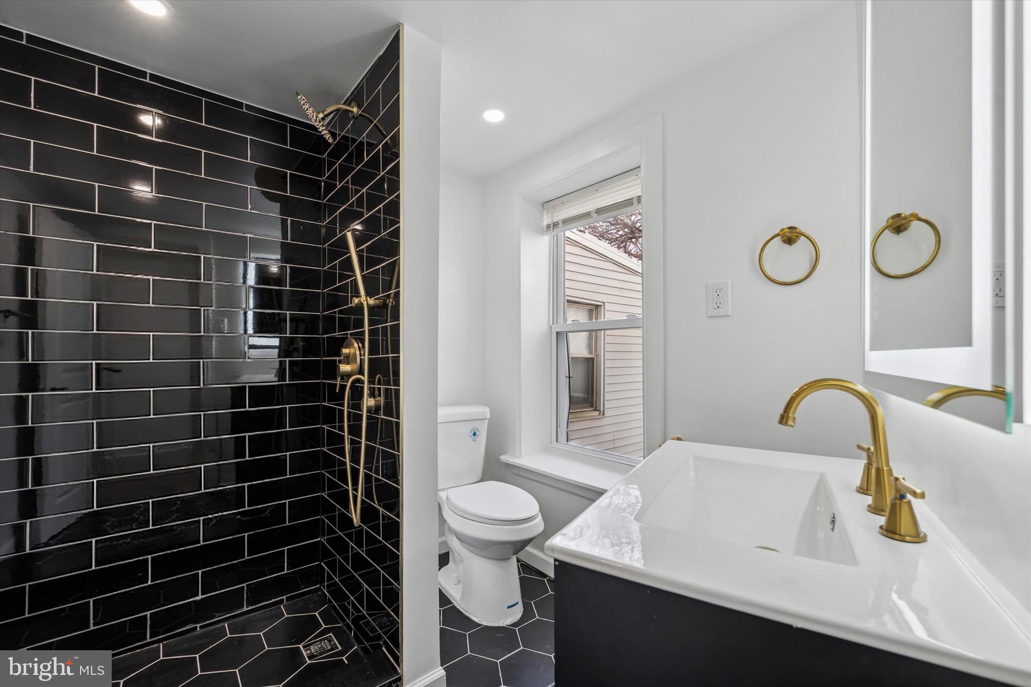 OLDE KENSINGTON - Residential