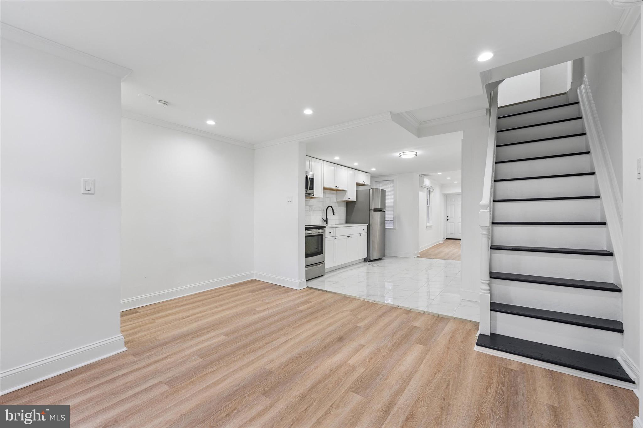 OLDE KENSINGTON - Residential