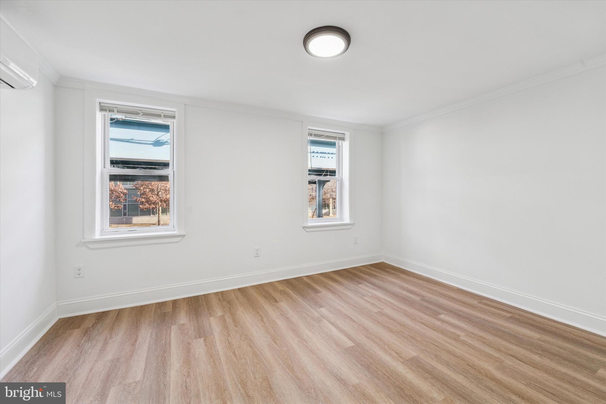 OLDE KENSINGTON - Residential