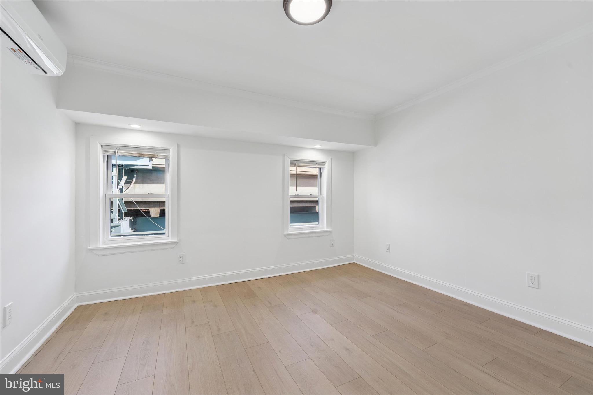 OLDE KENSINGTON - Residential