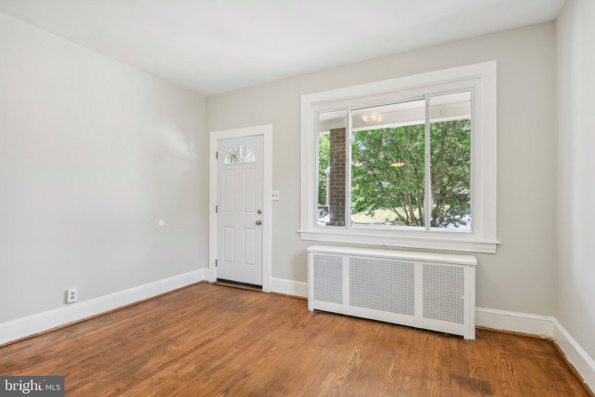 CAPITOL HEIGHTS - Residential