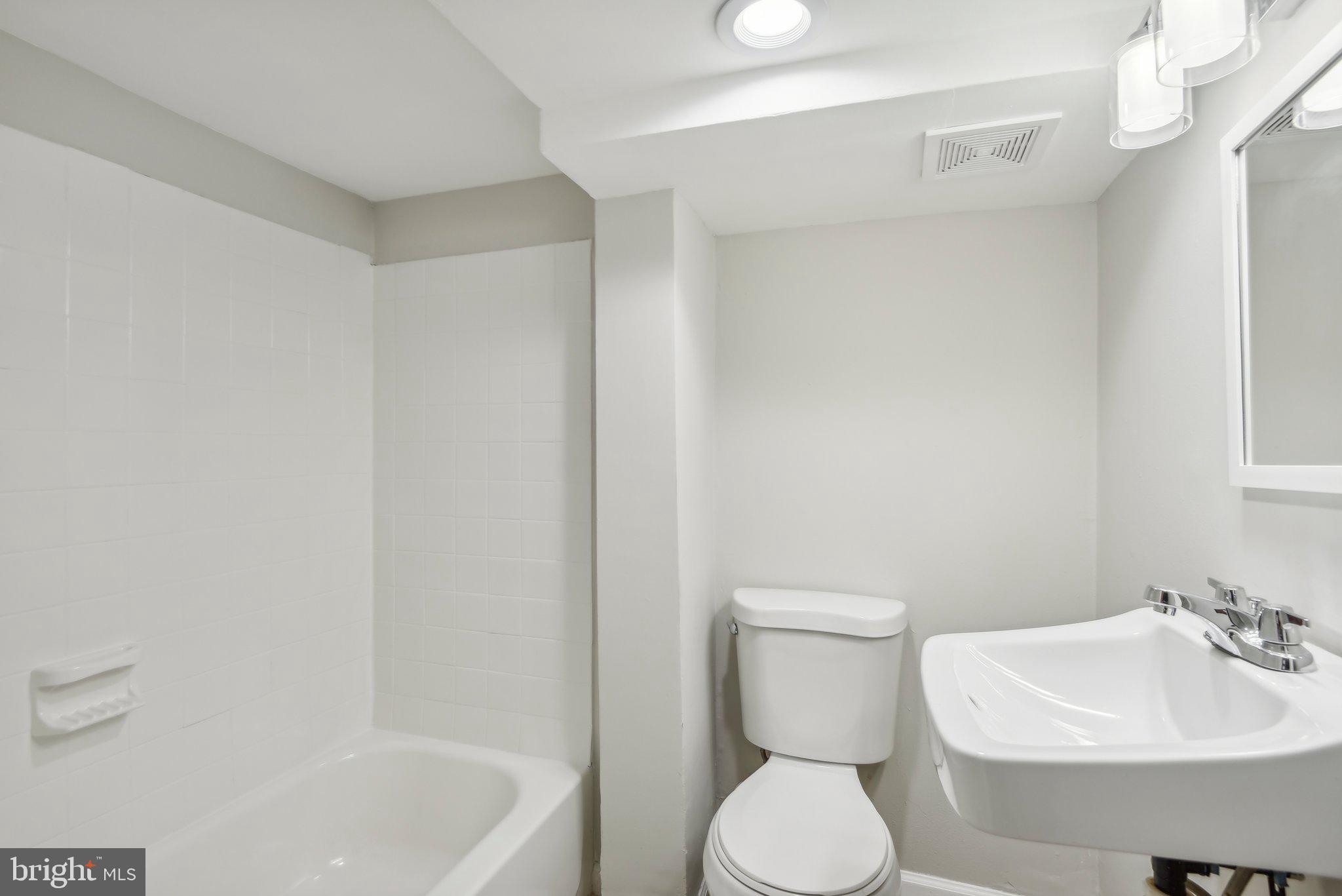 CAPITOL HEIGHTS - Residential