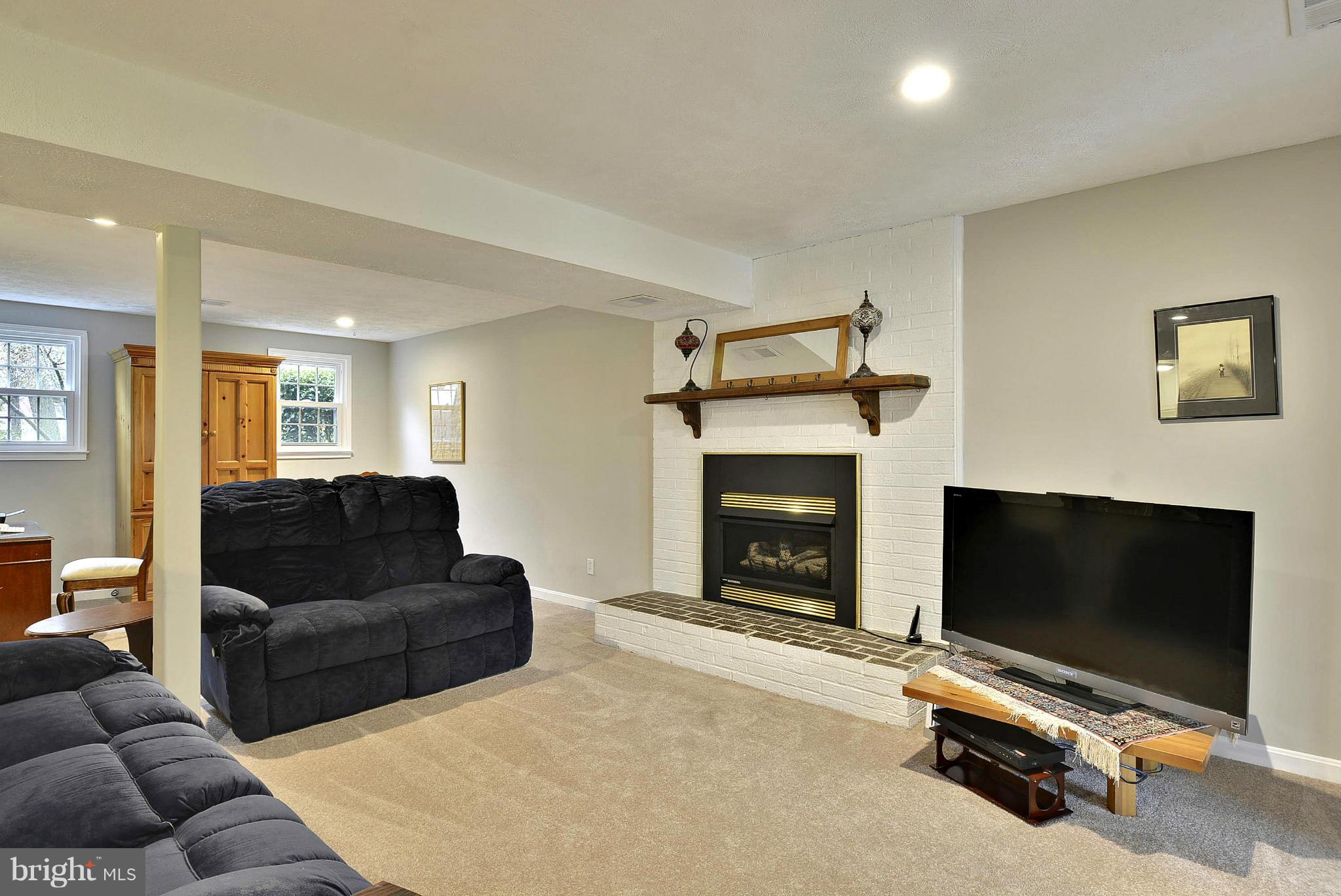 STRATFORD ON THE POTOMAC - Residential