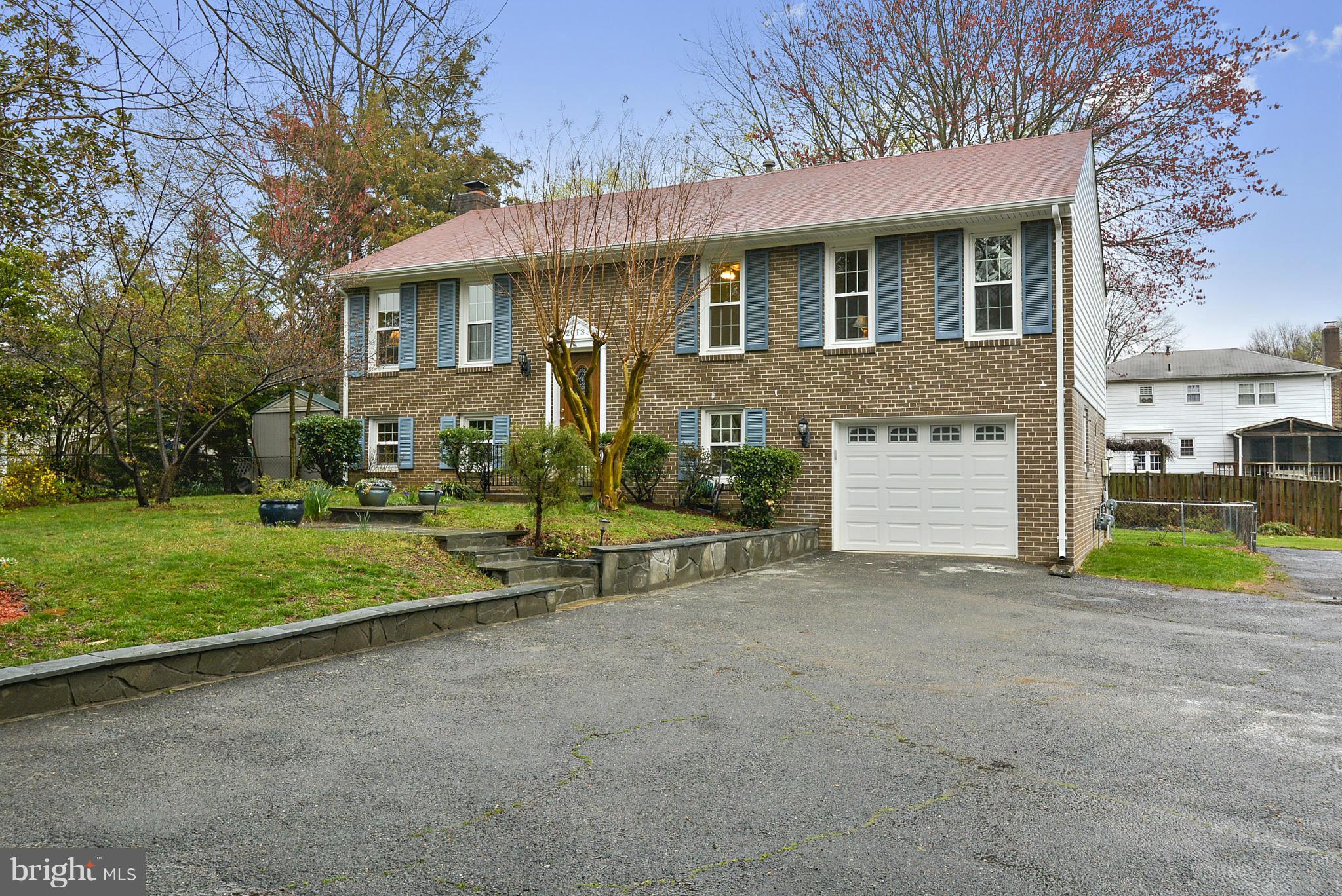 STRATFORD ON THE POTOMAC - Residential