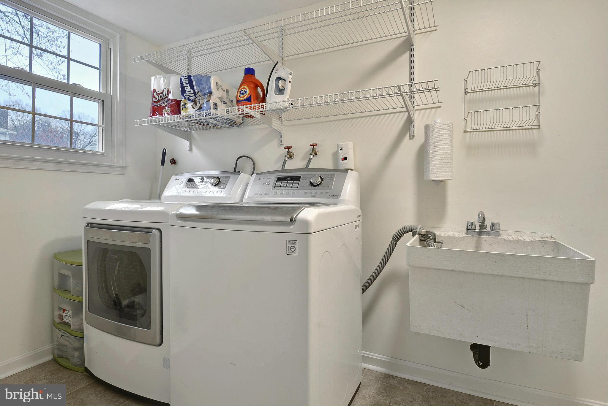 STRATFORD ON THE POTOMAC - Residential