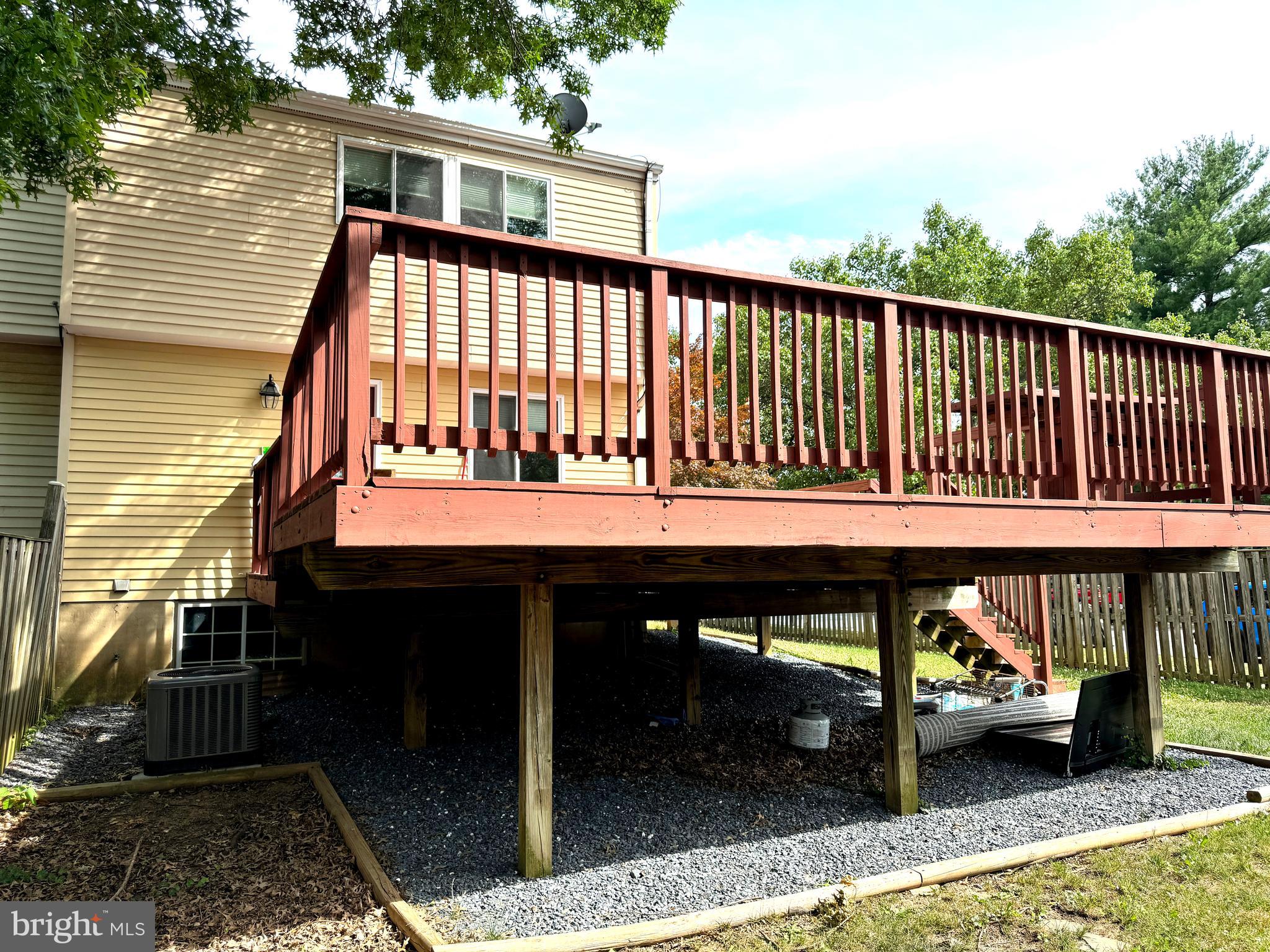 MILL CREEK SOUTH - Residential Lease