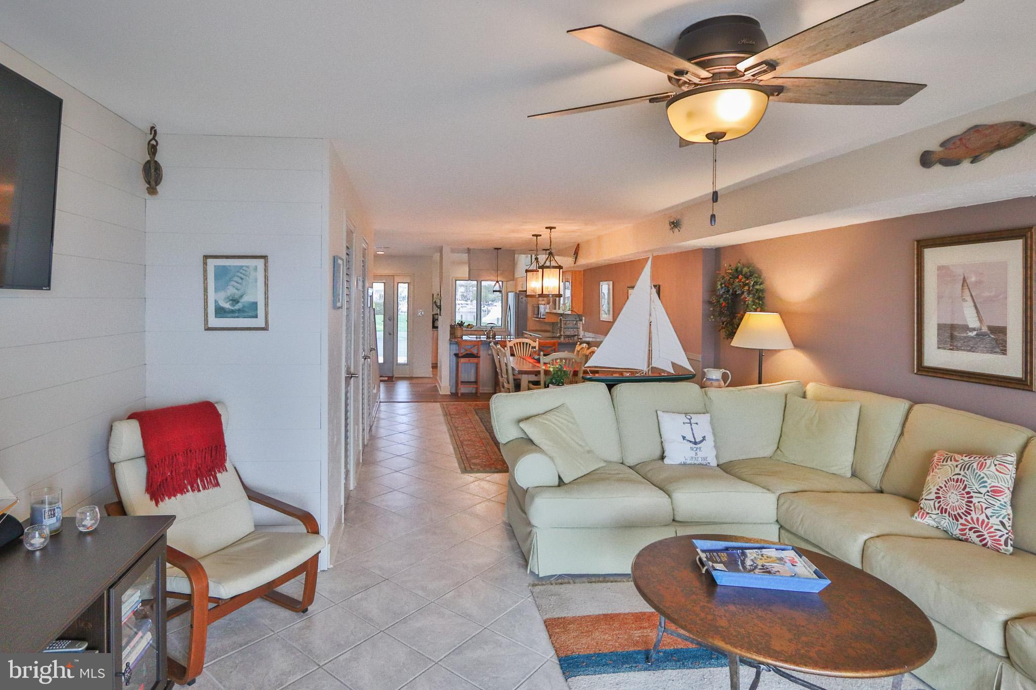 QUEENS LANDING - Residential