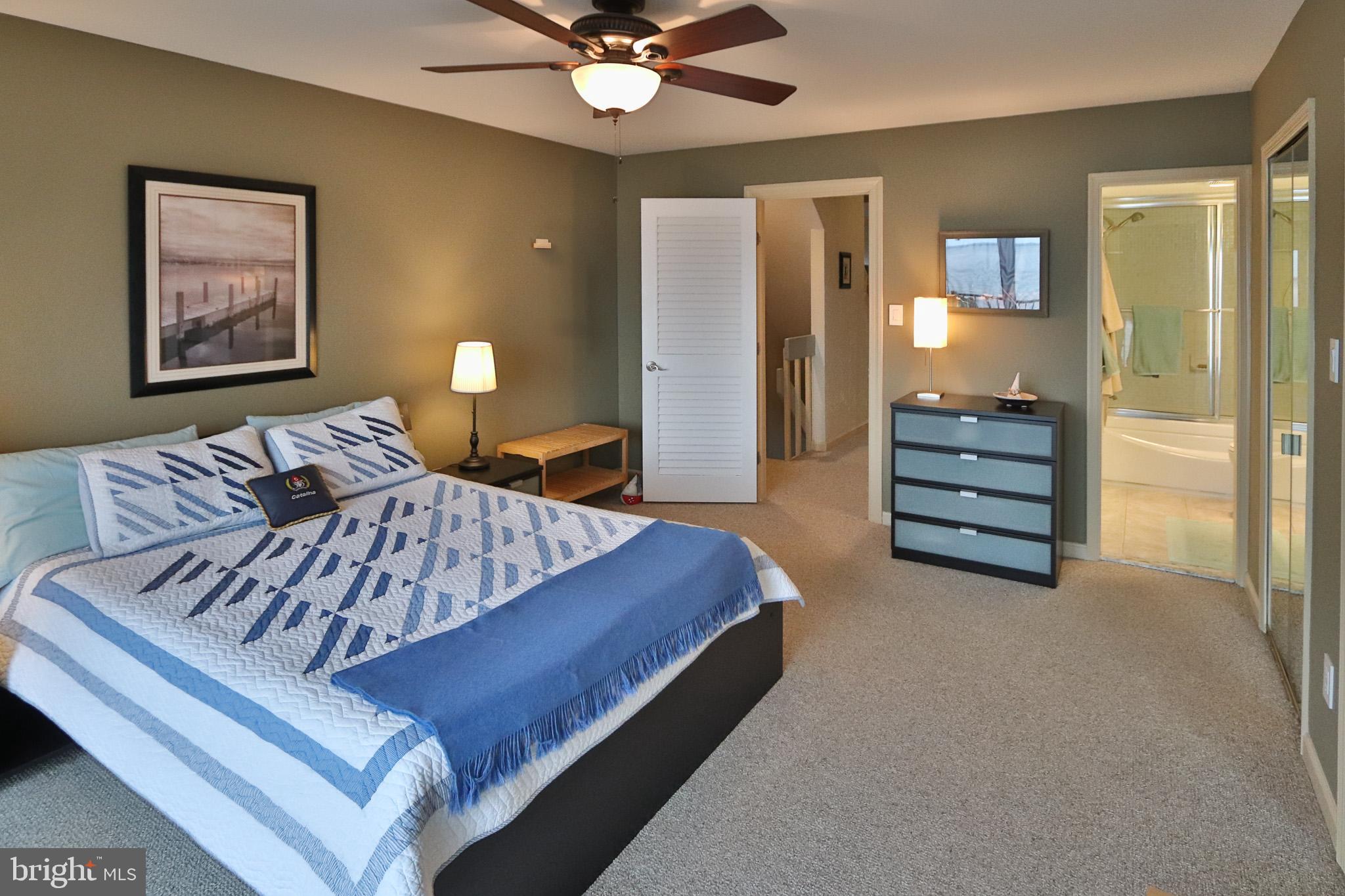 QUEENS LANDING - Residential