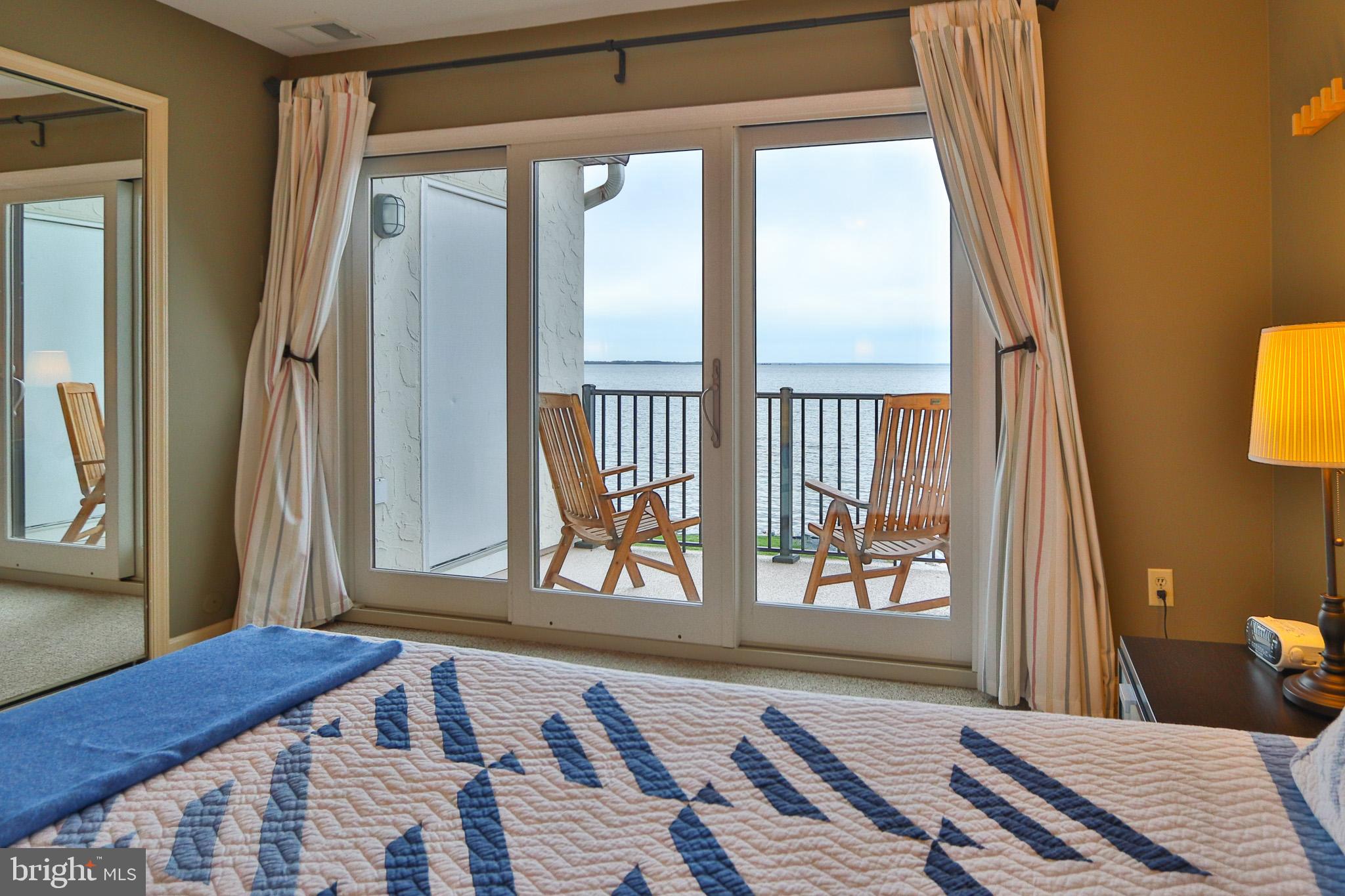 QUEENS LANDING - Residential