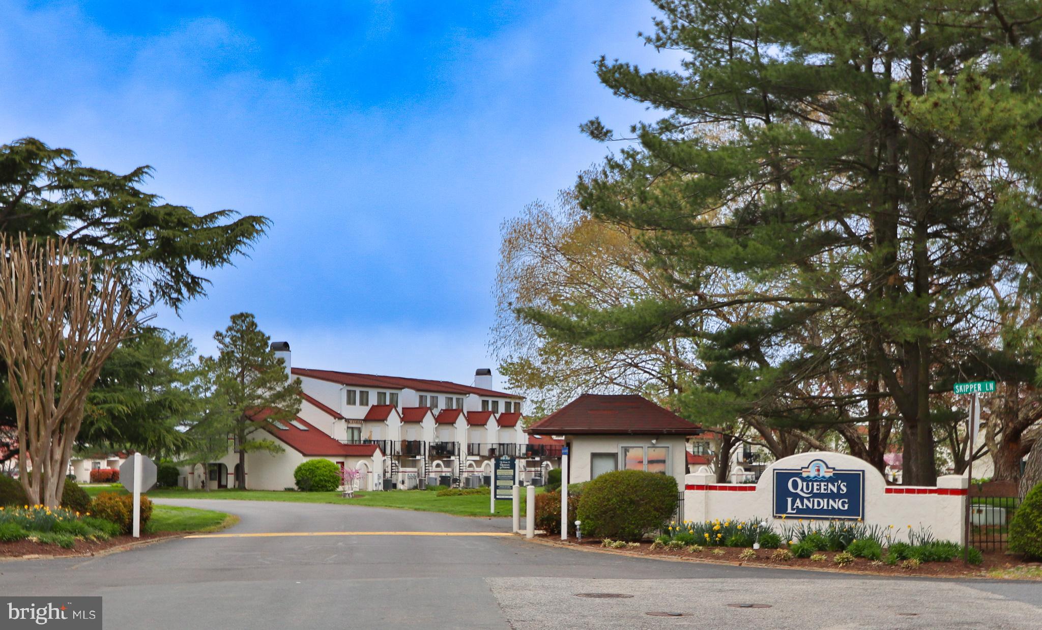 QUEENS LANDING - Residential