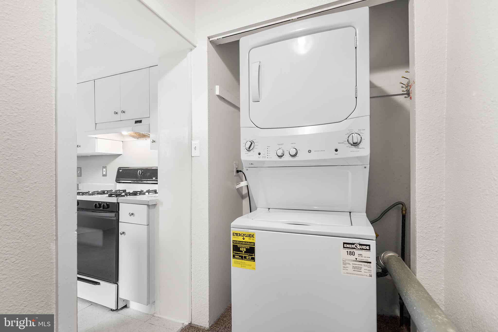 MANAYUNK - Residential Income