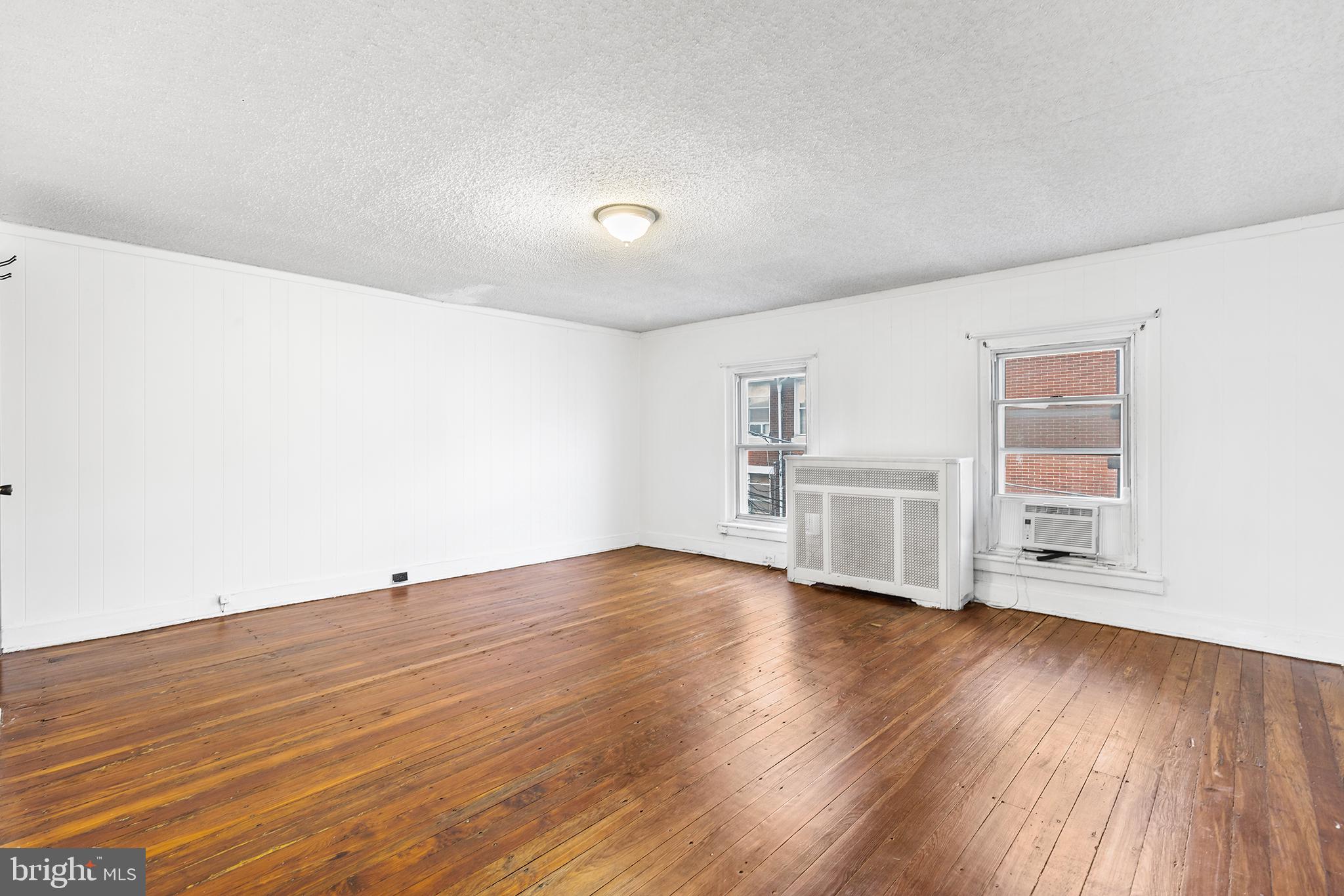 MANAYUNK - Residential Income