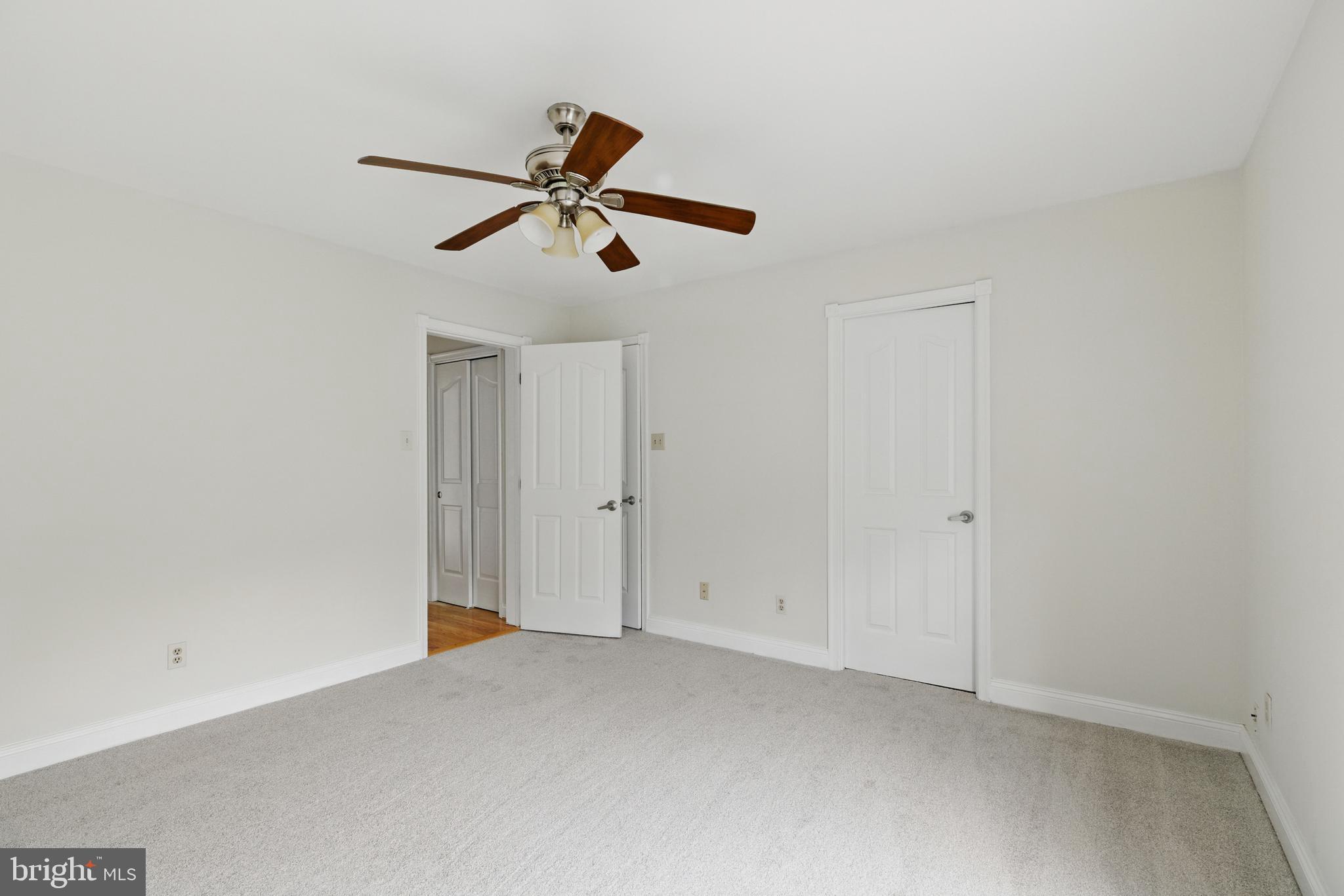 LAKEWOOD EST SUB - Residential