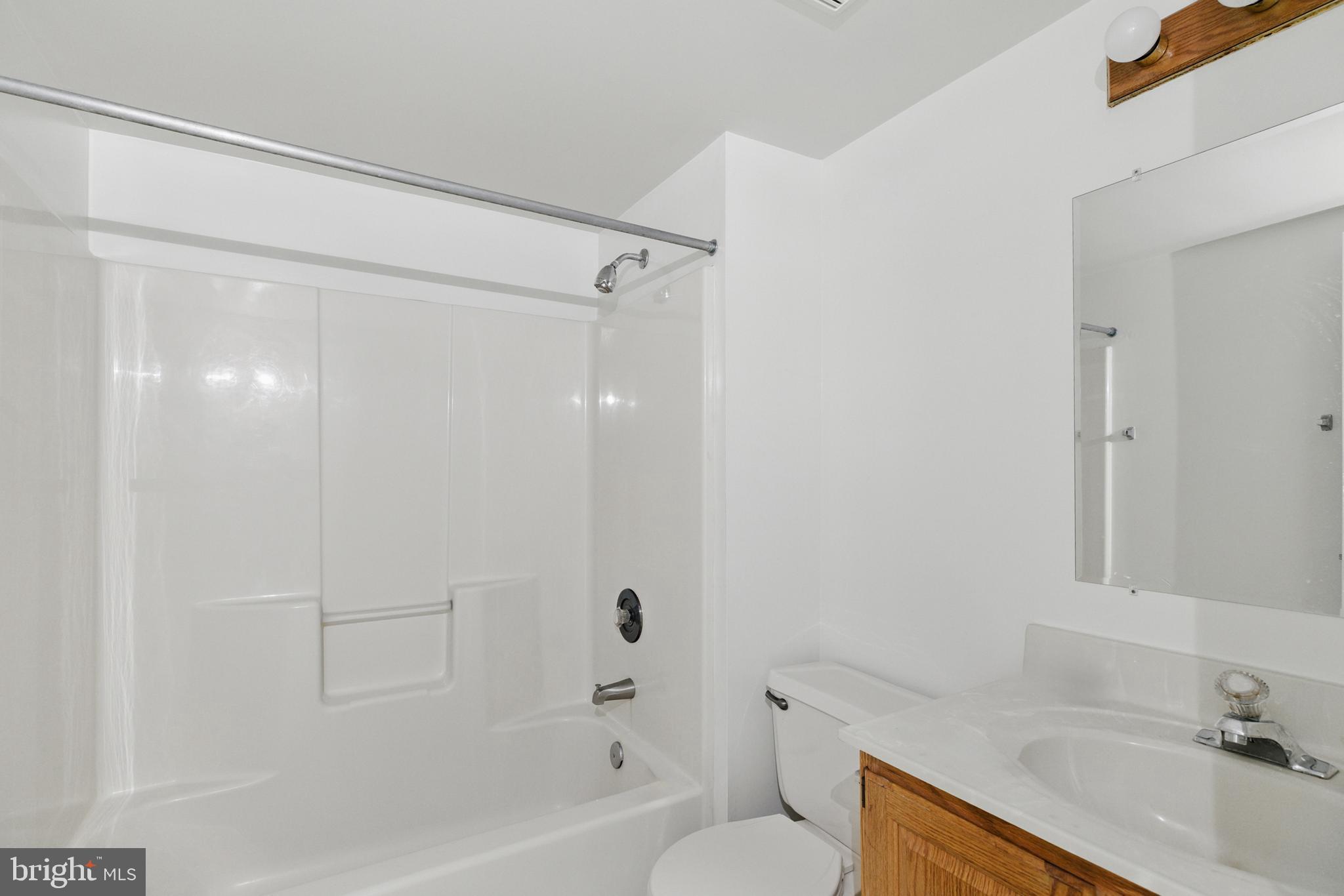 LAKEWOOD EST SUB - Residential