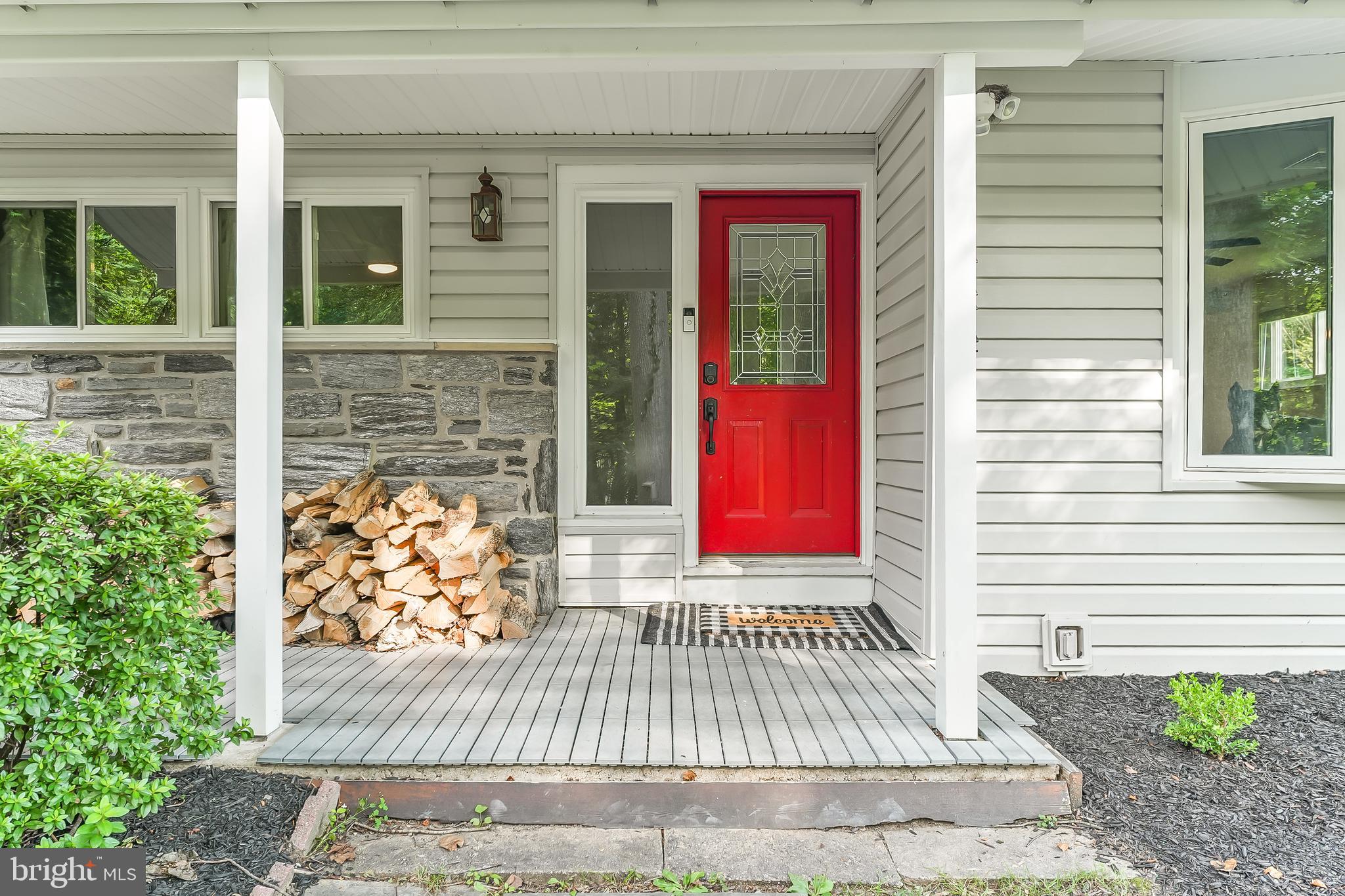 1227 HUNT CLUB LANE