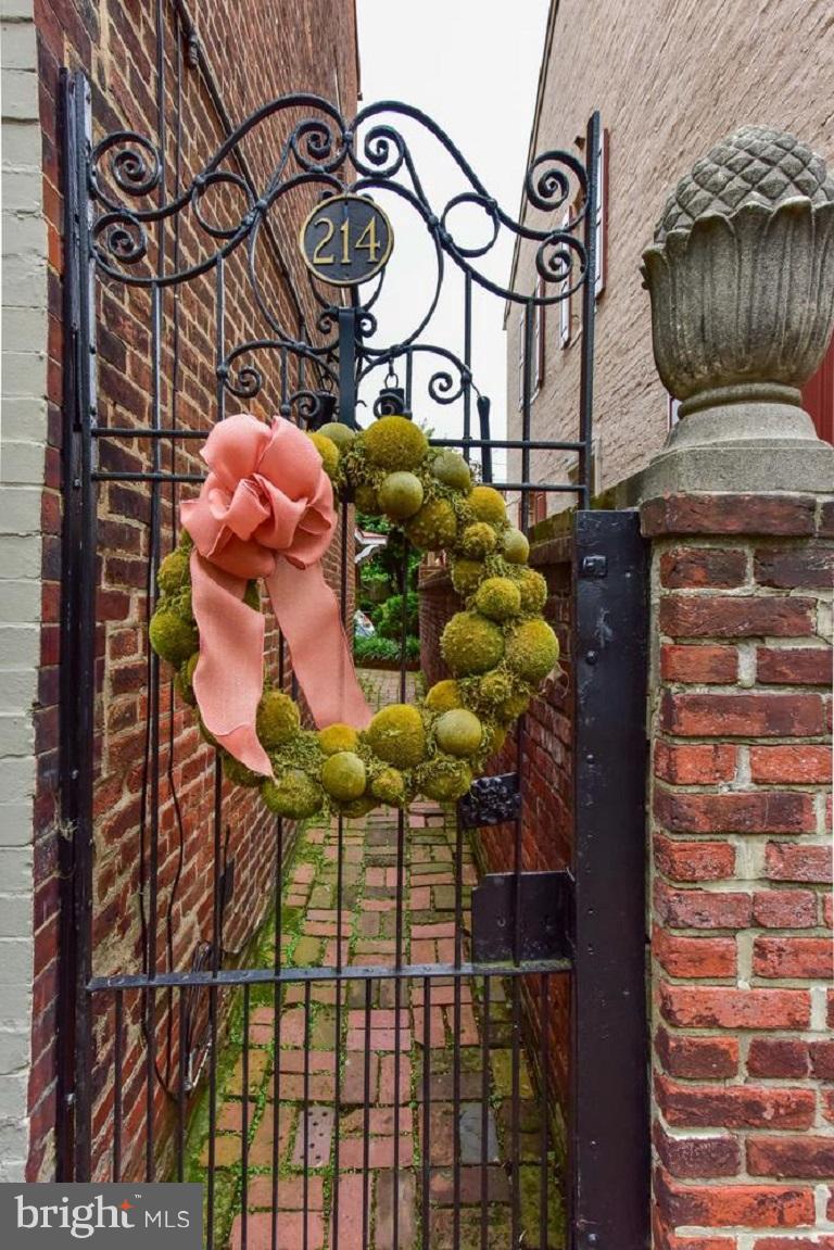 OLD TOWN - Residential