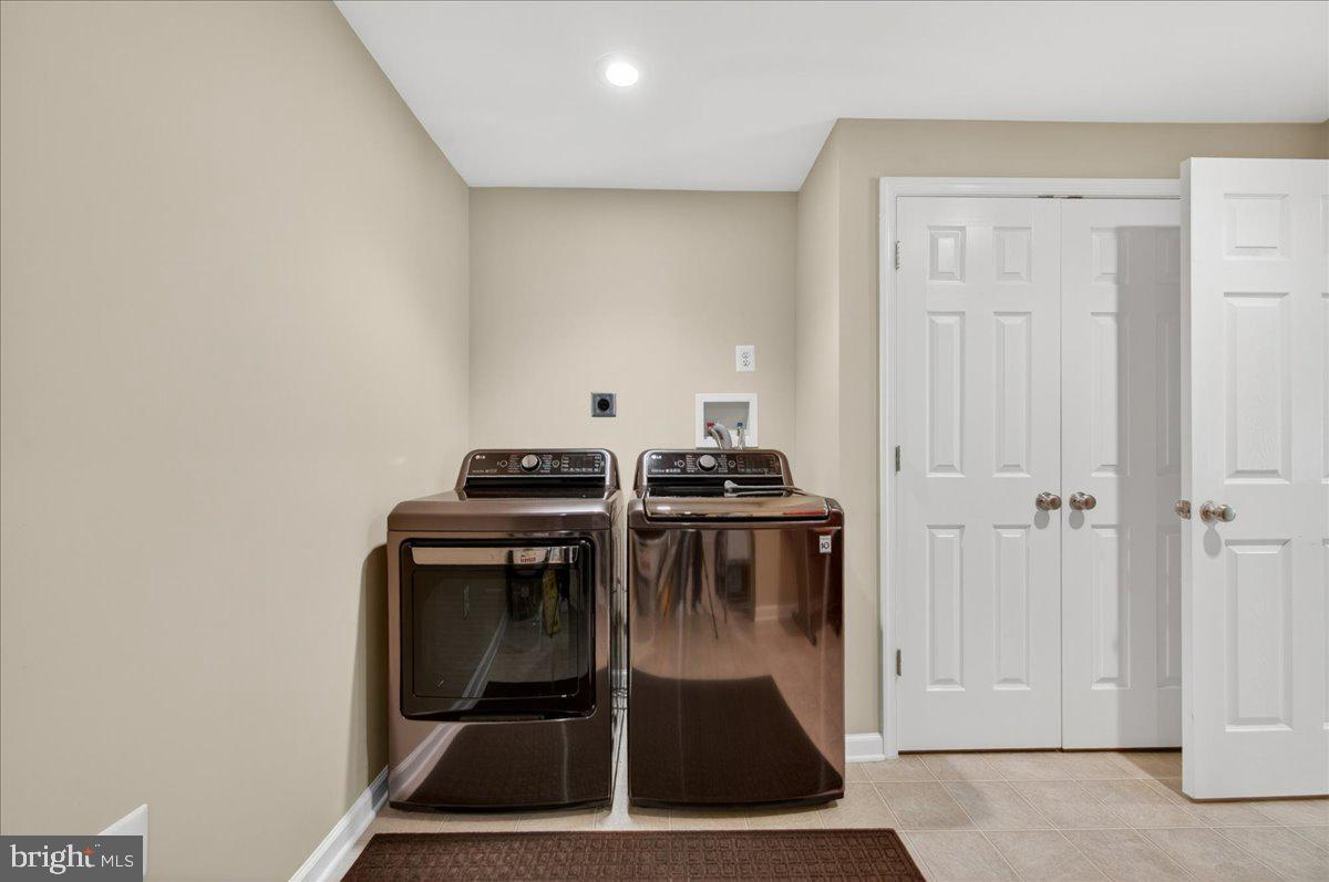 HERITAGE ESTATES - Residential