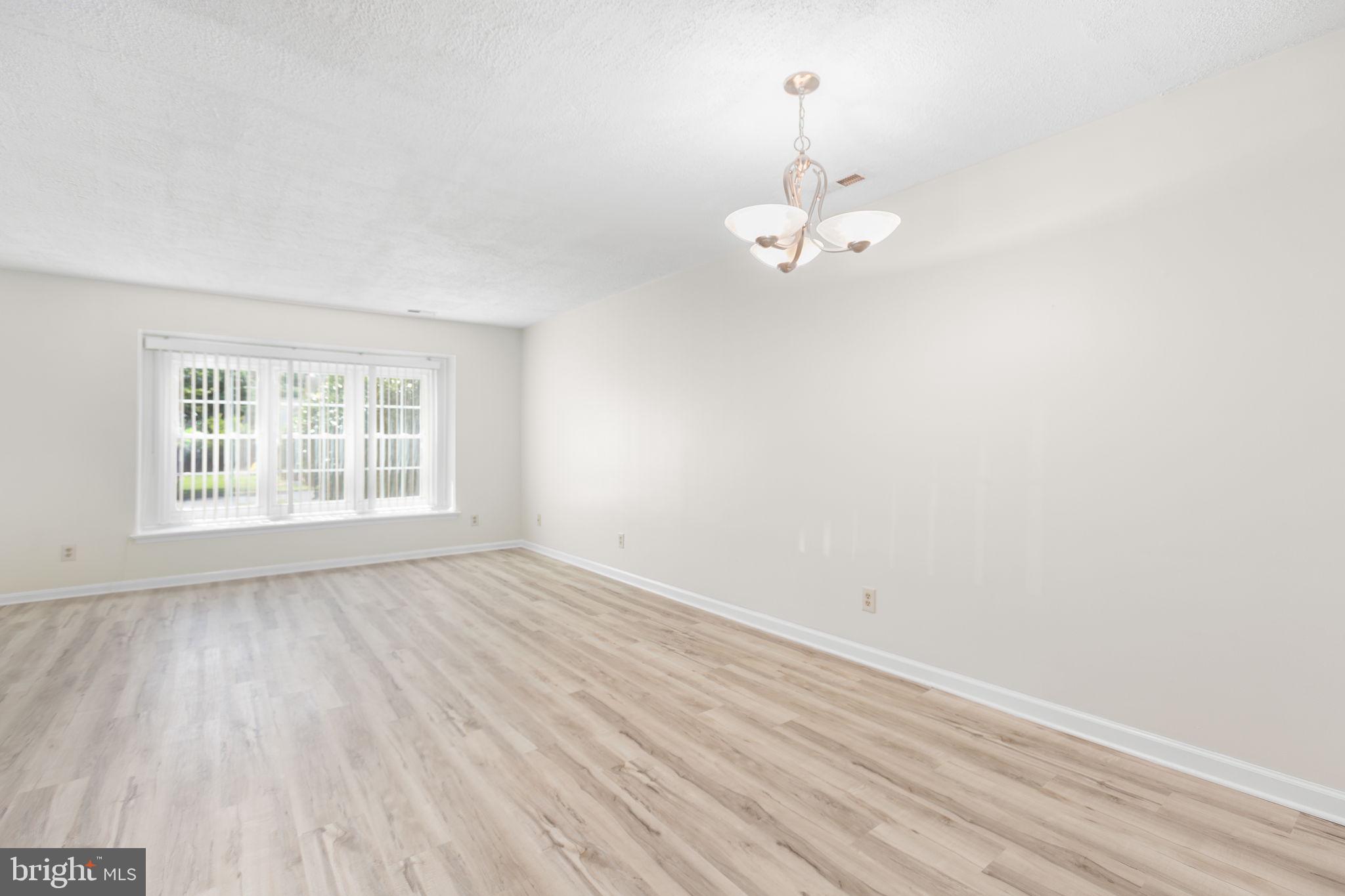 5137 DOMINION DRIVE