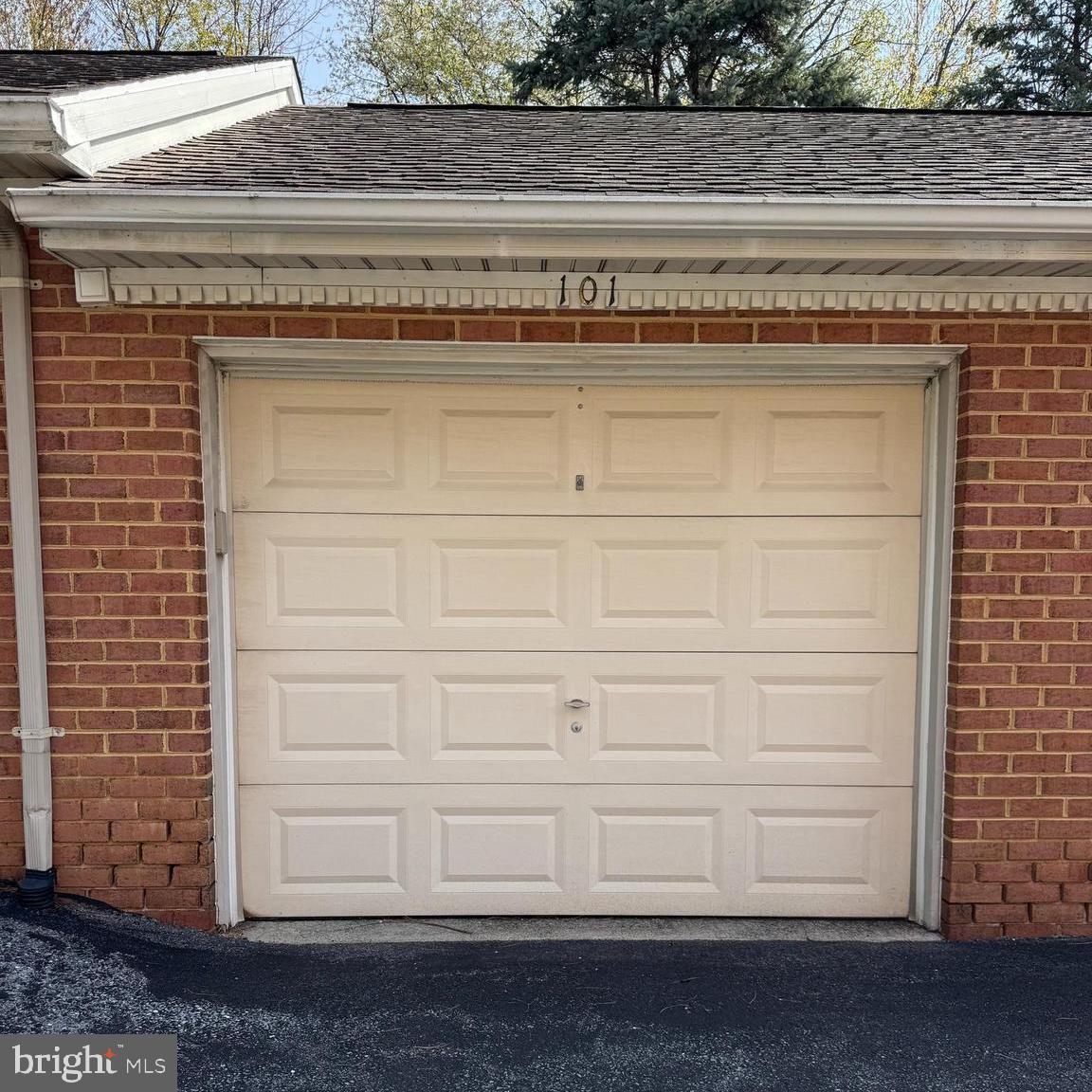 ROSEWOOD - Residential