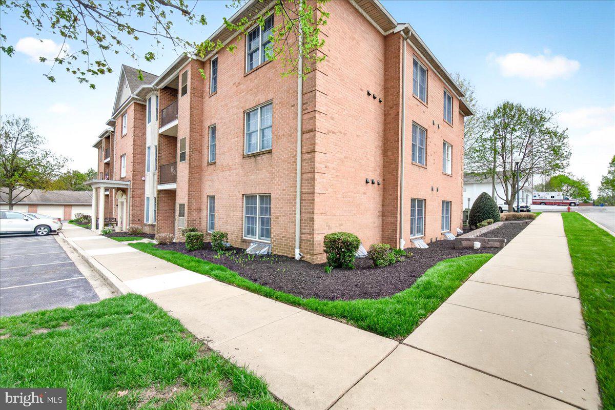 ROSEWOOD - Residential