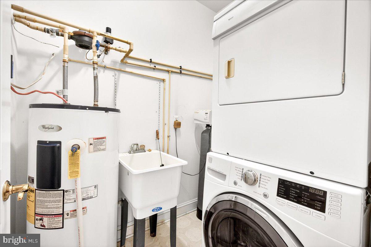 ROSEWOOD - Residential