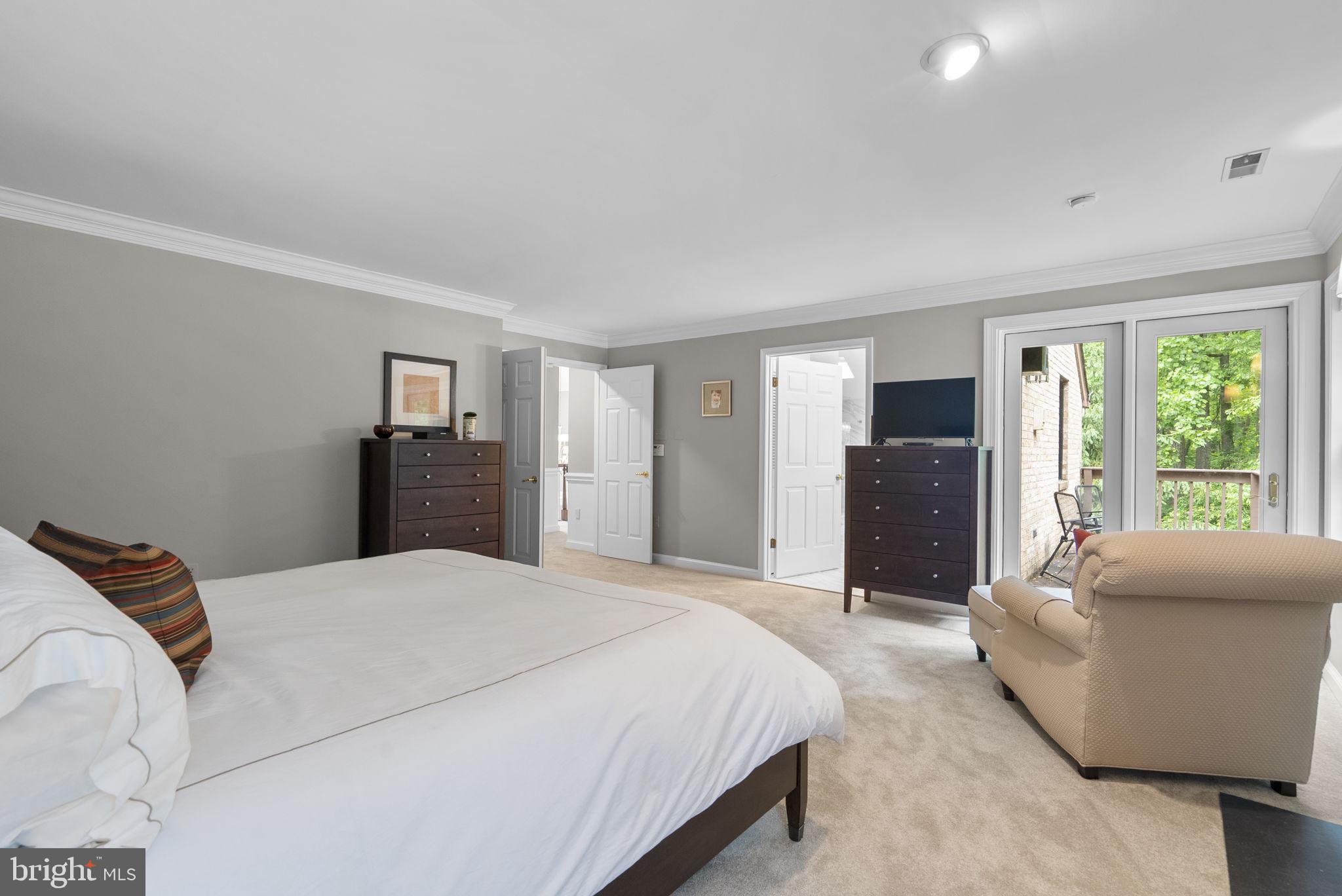 COLESVILLE OUTSIDE - Residential