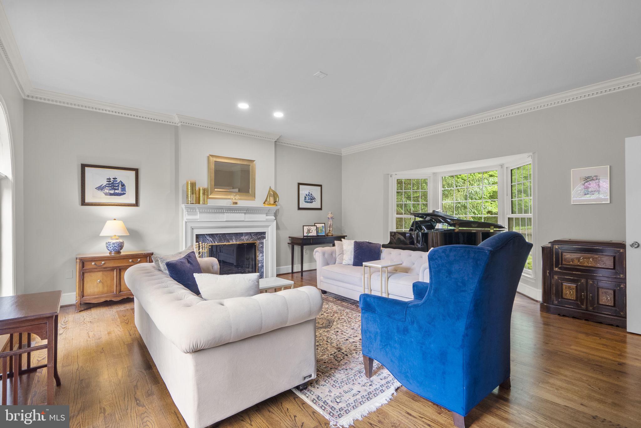 COLESVILLE OUTSIDE - Residential