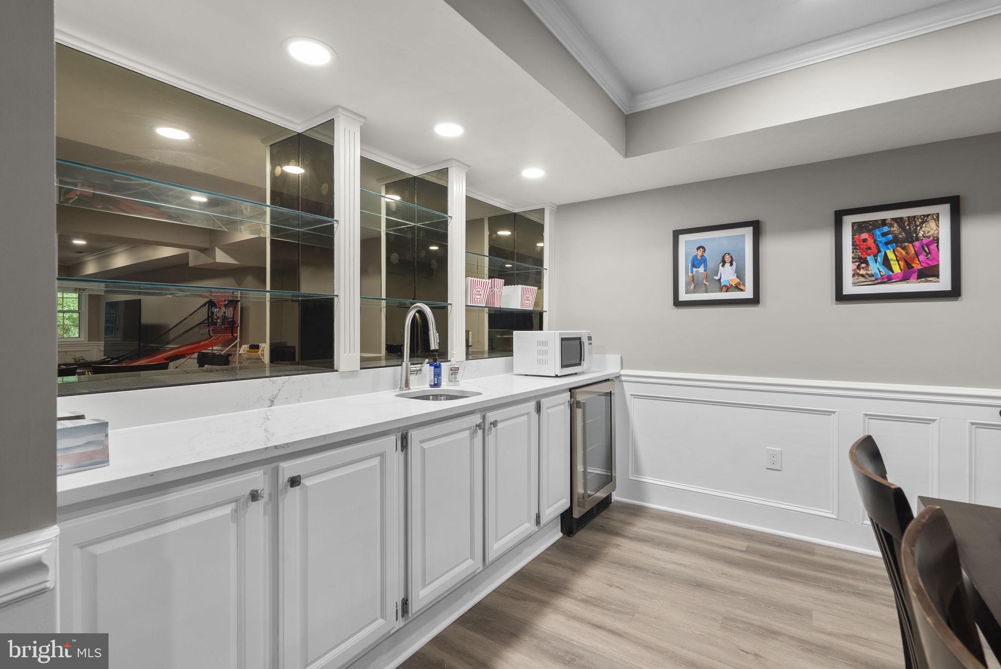 COLESVILLE OUTSIDE - Residential