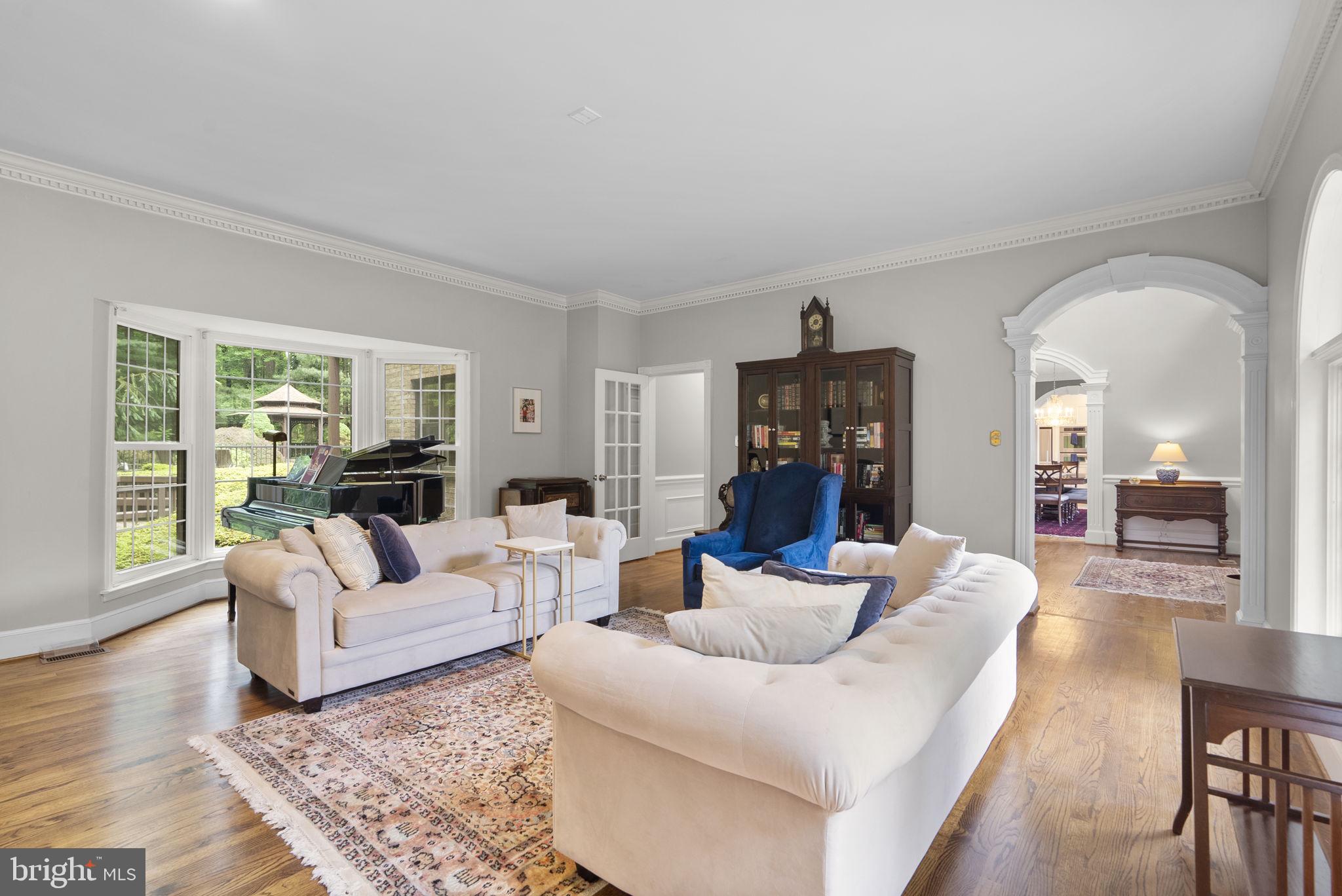 COLESVILLE OUTSIDE - Residential