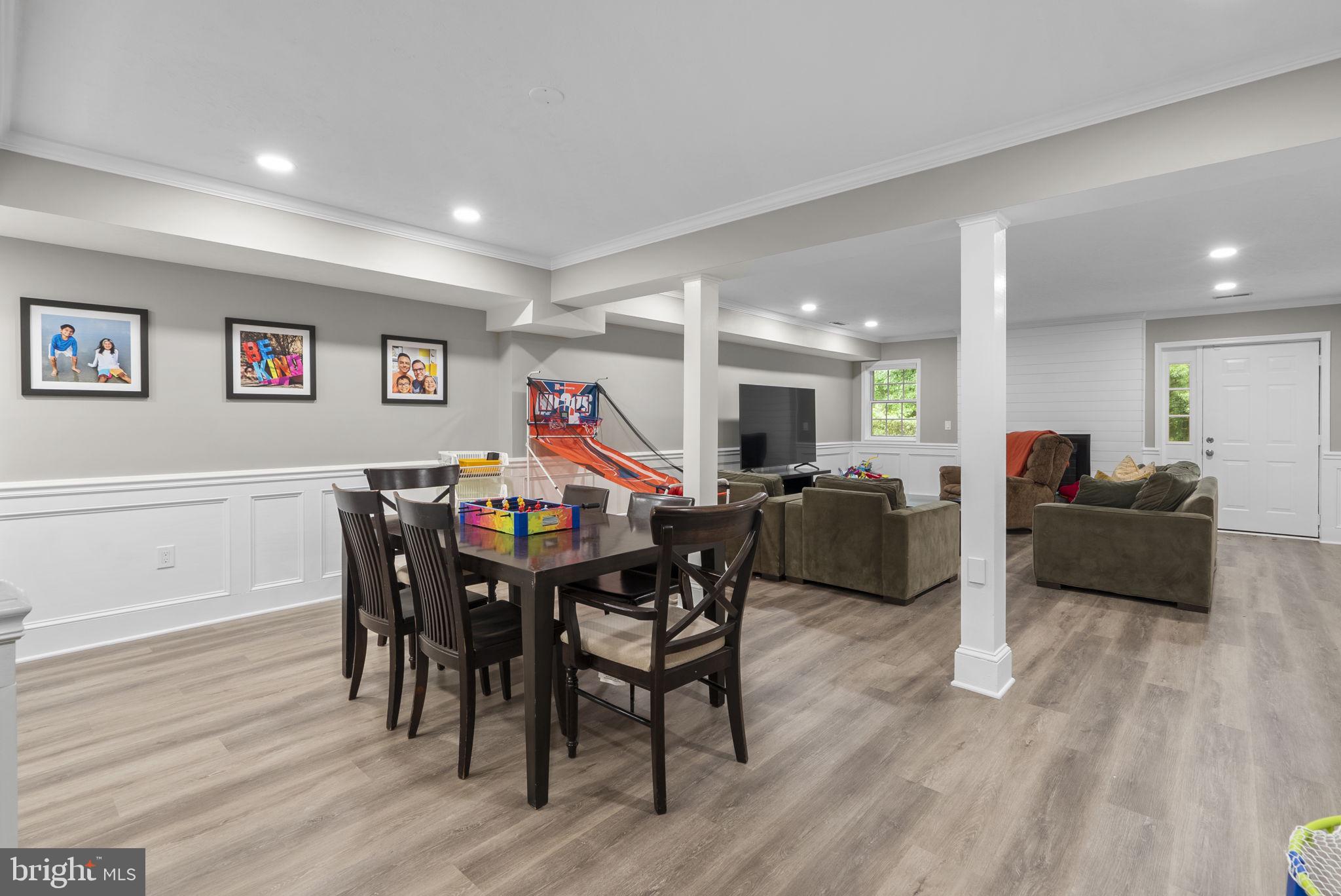 COLESVILLE OUTSIDE - Residential