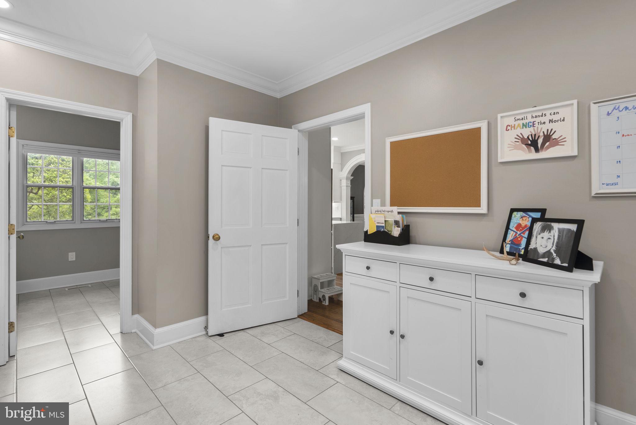 COLESVILLE OUTSIDE - Residential