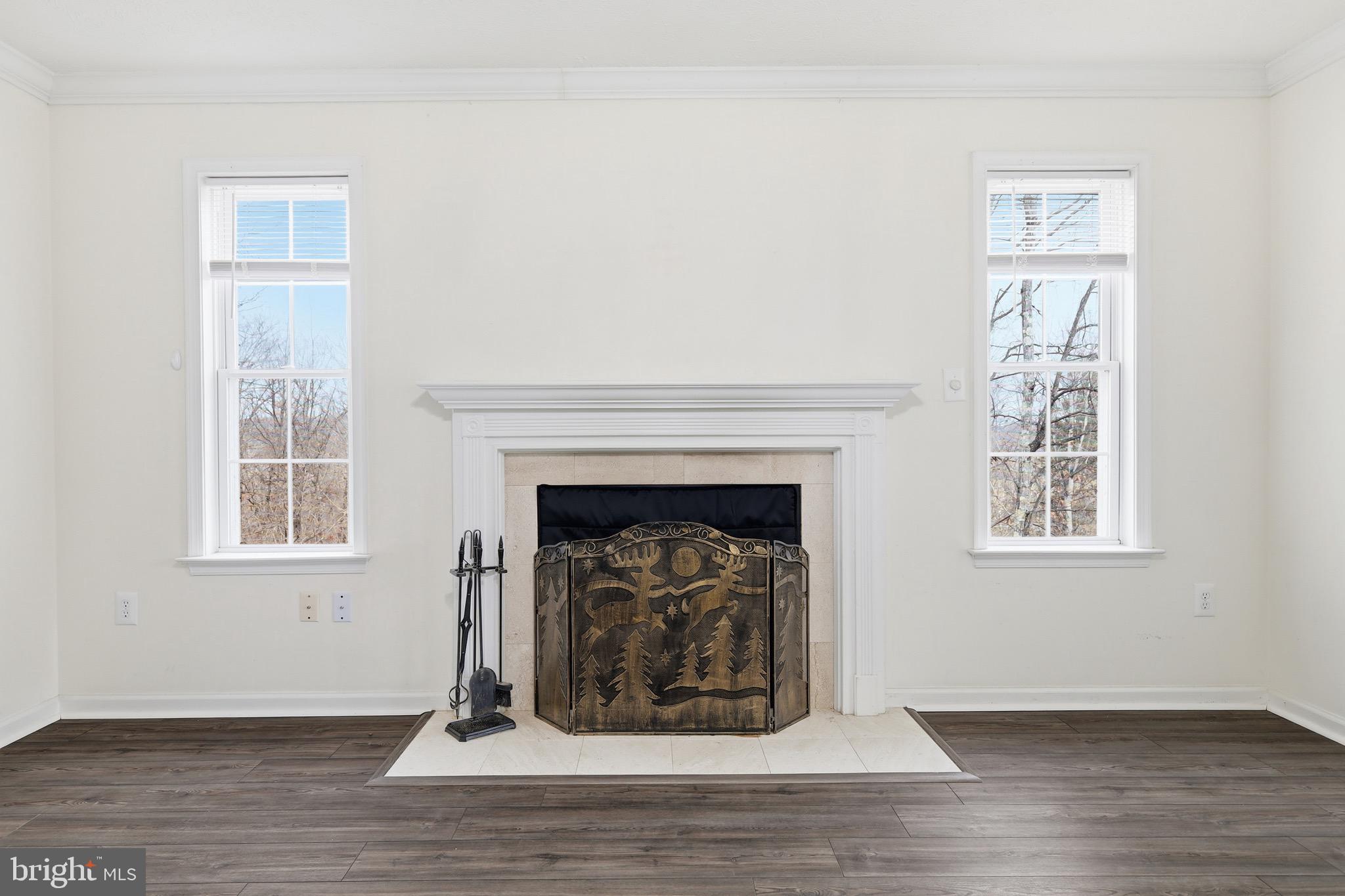 SHEN FARMS RIVERVIEW - Residential