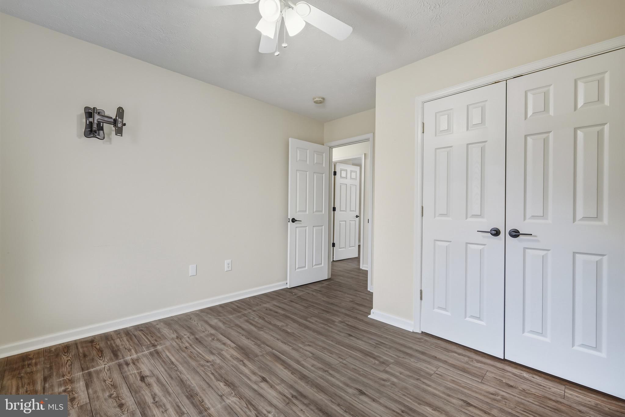 SHEN FARMS RIVERVIEW - Residential