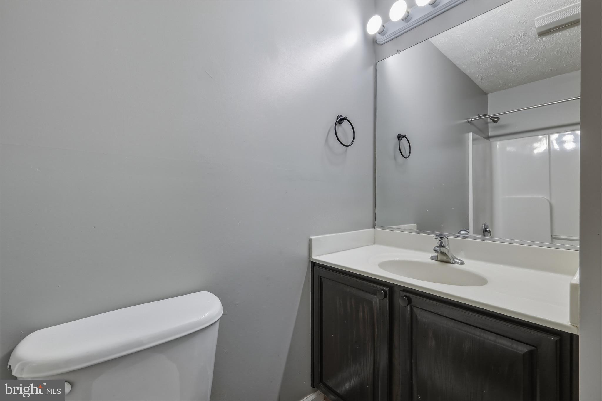 SHEN FARMS RIVERVIEW - Residential