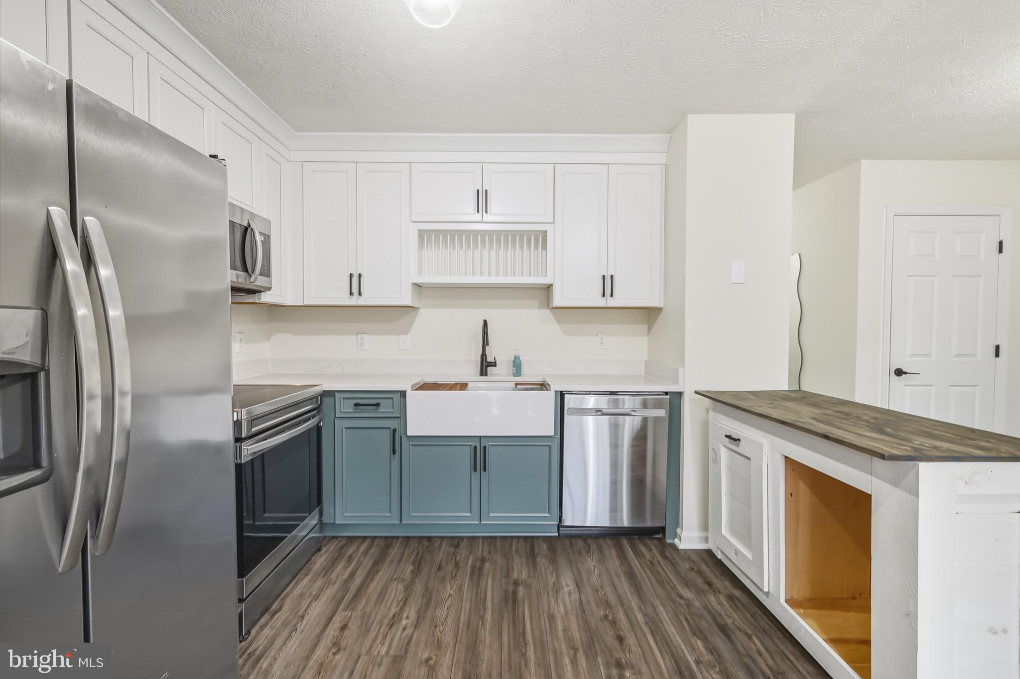 SHEN FARMS RIVERVIEW - Residential