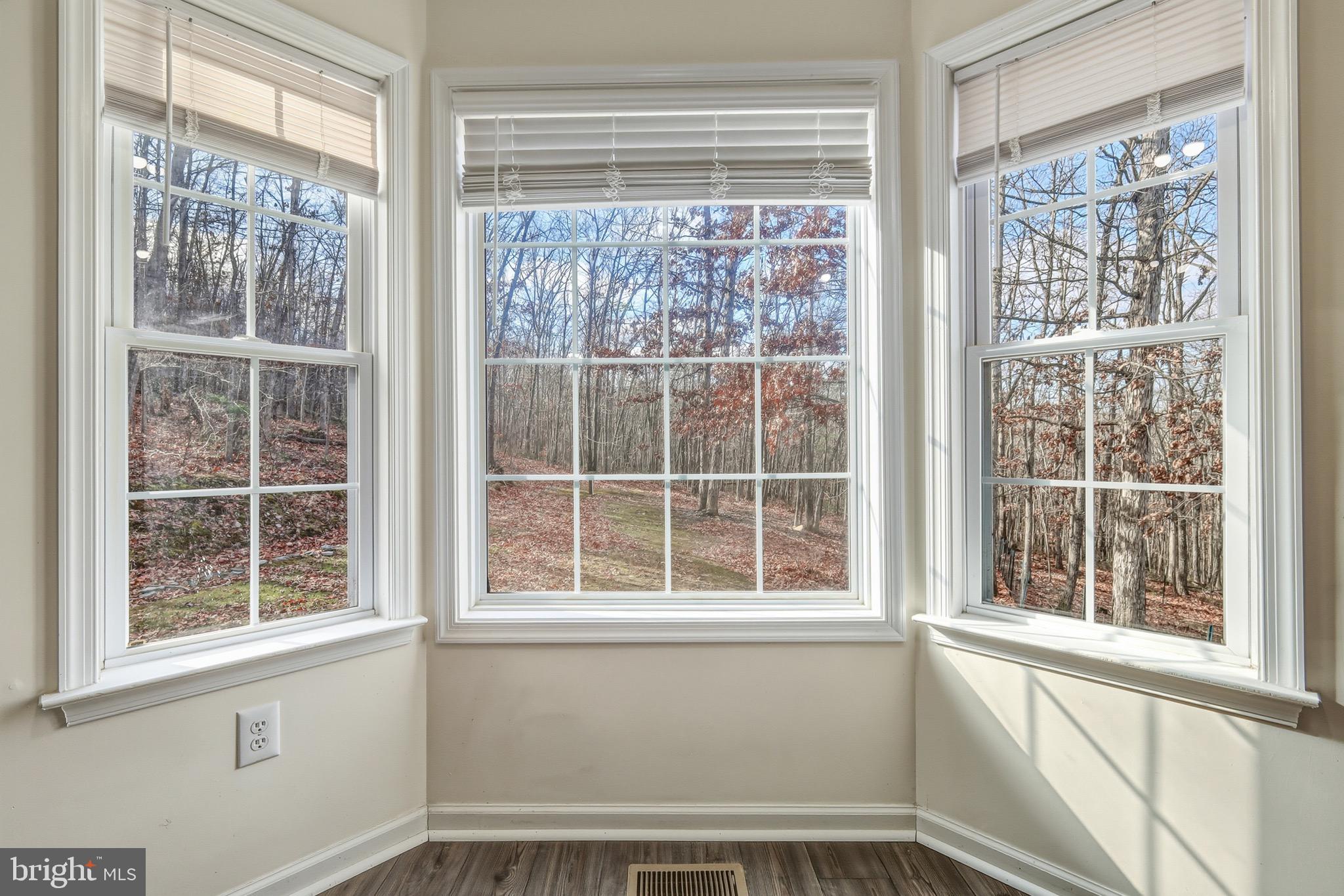 SHEN FARMS RIVERVIEW - Residential