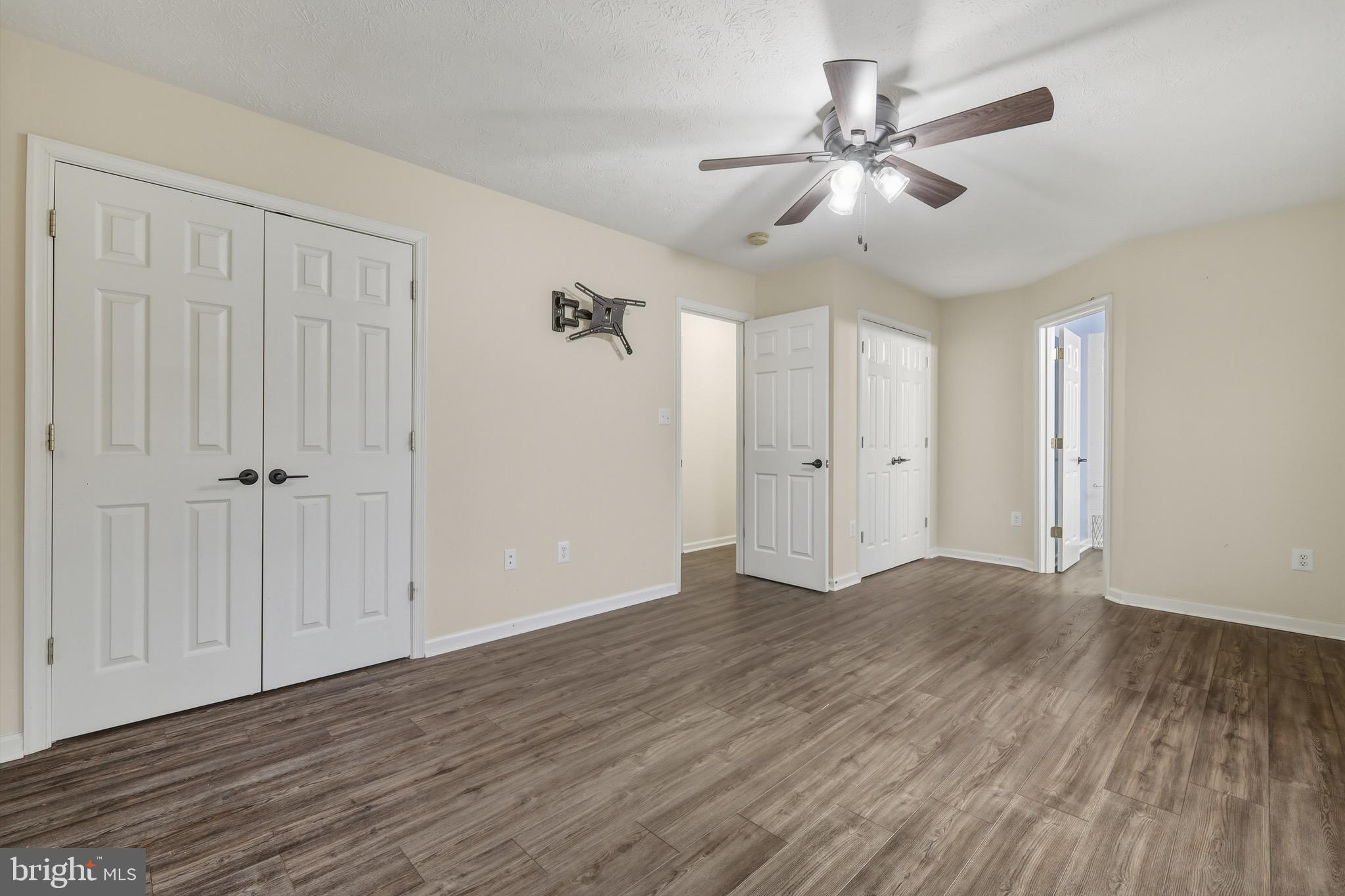 SHEN FARMS RIVERVIEW - Residential