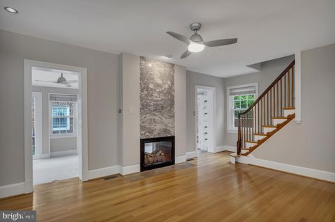 Tiny photo for 1706 N Glebe Road, ARLINGTON, VA 22207 (MLS # VAAR2072670)