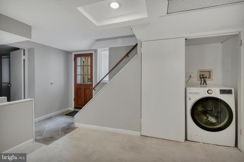 Tiny photo for 1706 N Glebe Road, ARLINGTON, VA 22207 (MLS # VAAR2072670)