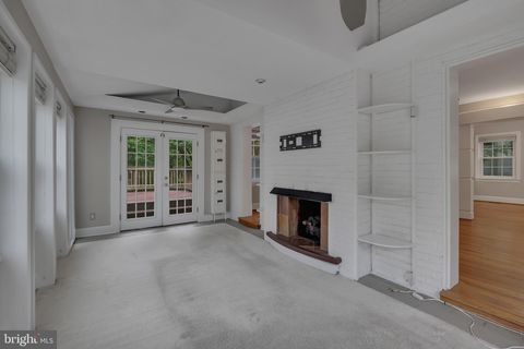 Tiny photo for 1706 N Glebe Road, ARLINGTON, VA 22207 (MLS # VAAR2072670)