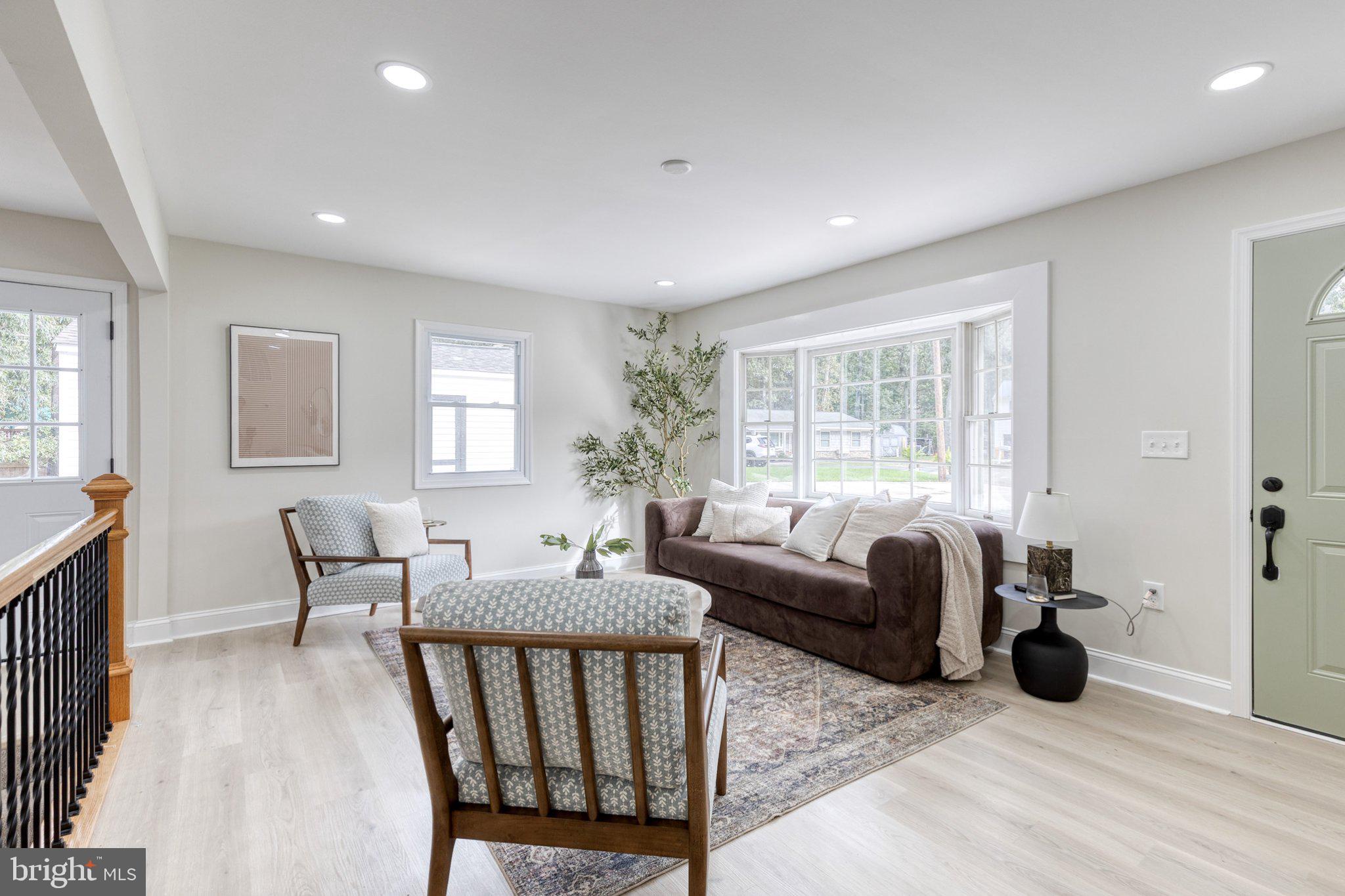 158 GRANDVIEW COURT