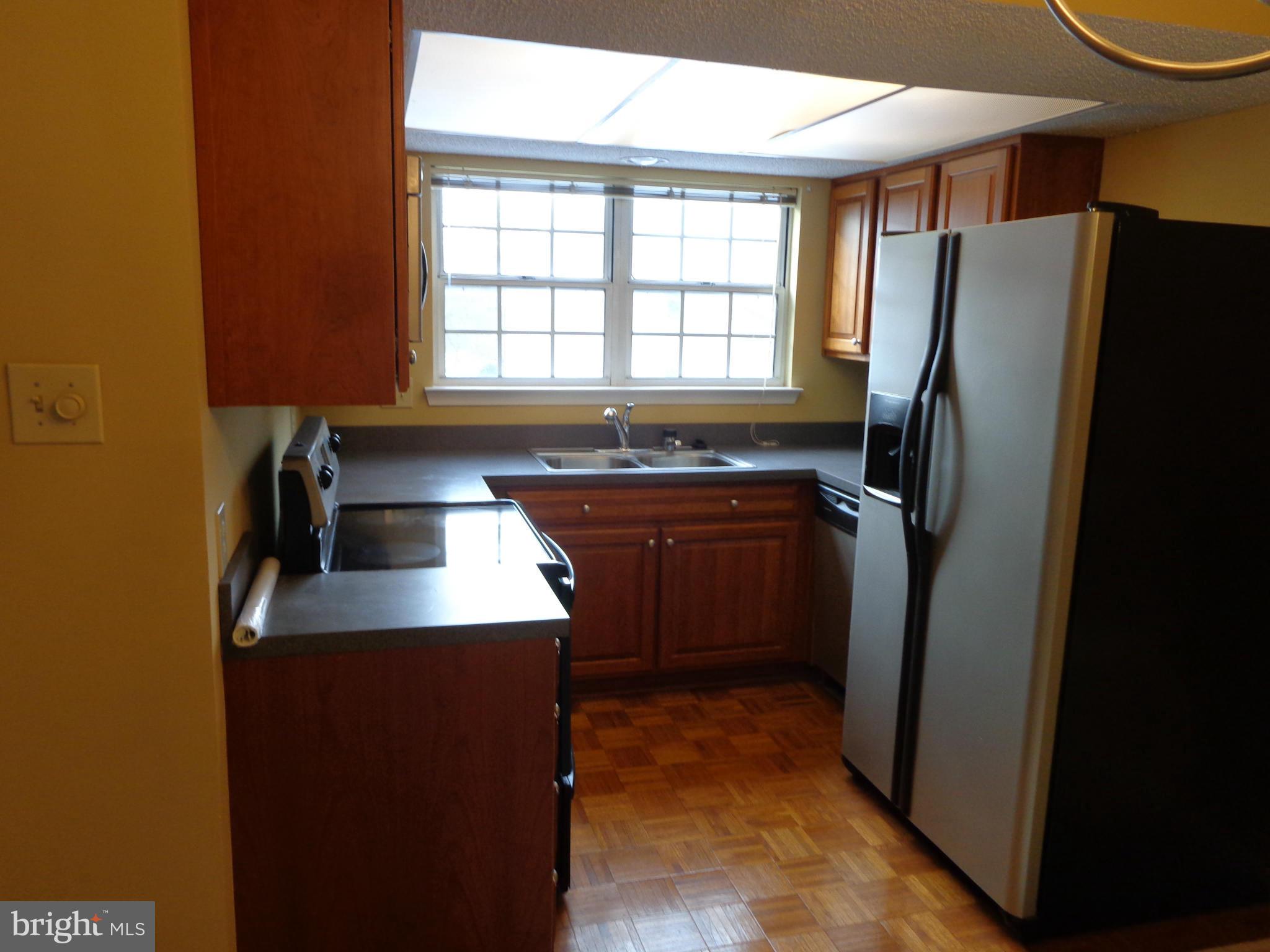 HEIGHTS AT PENDERBROOK - Residential