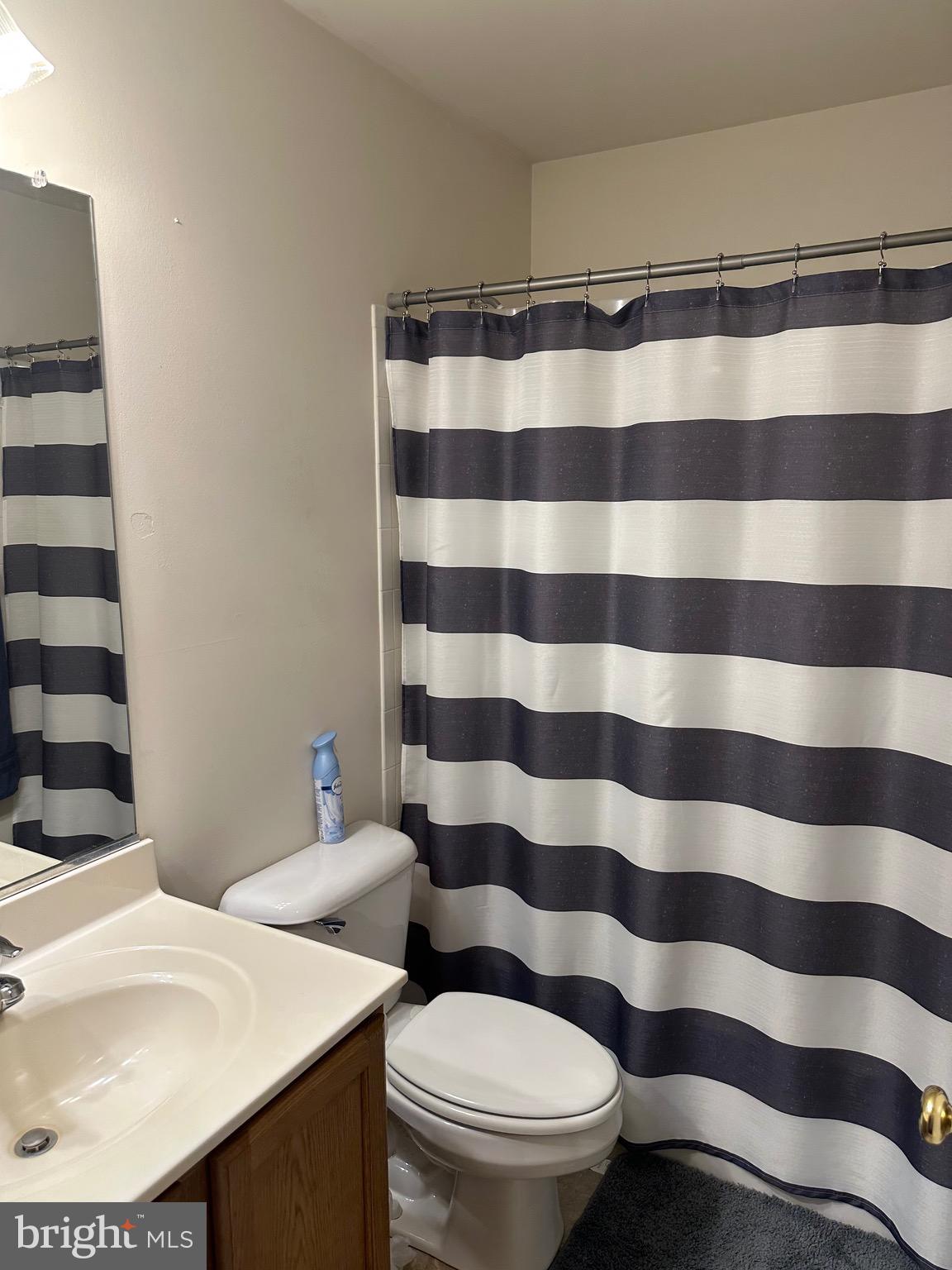 HARBOR POINTE - Residential