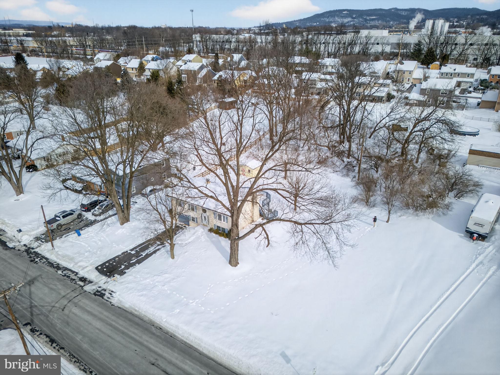 3555 READING CREST AVENUE