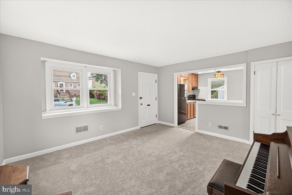CAMERON HEIGHTS - Residential