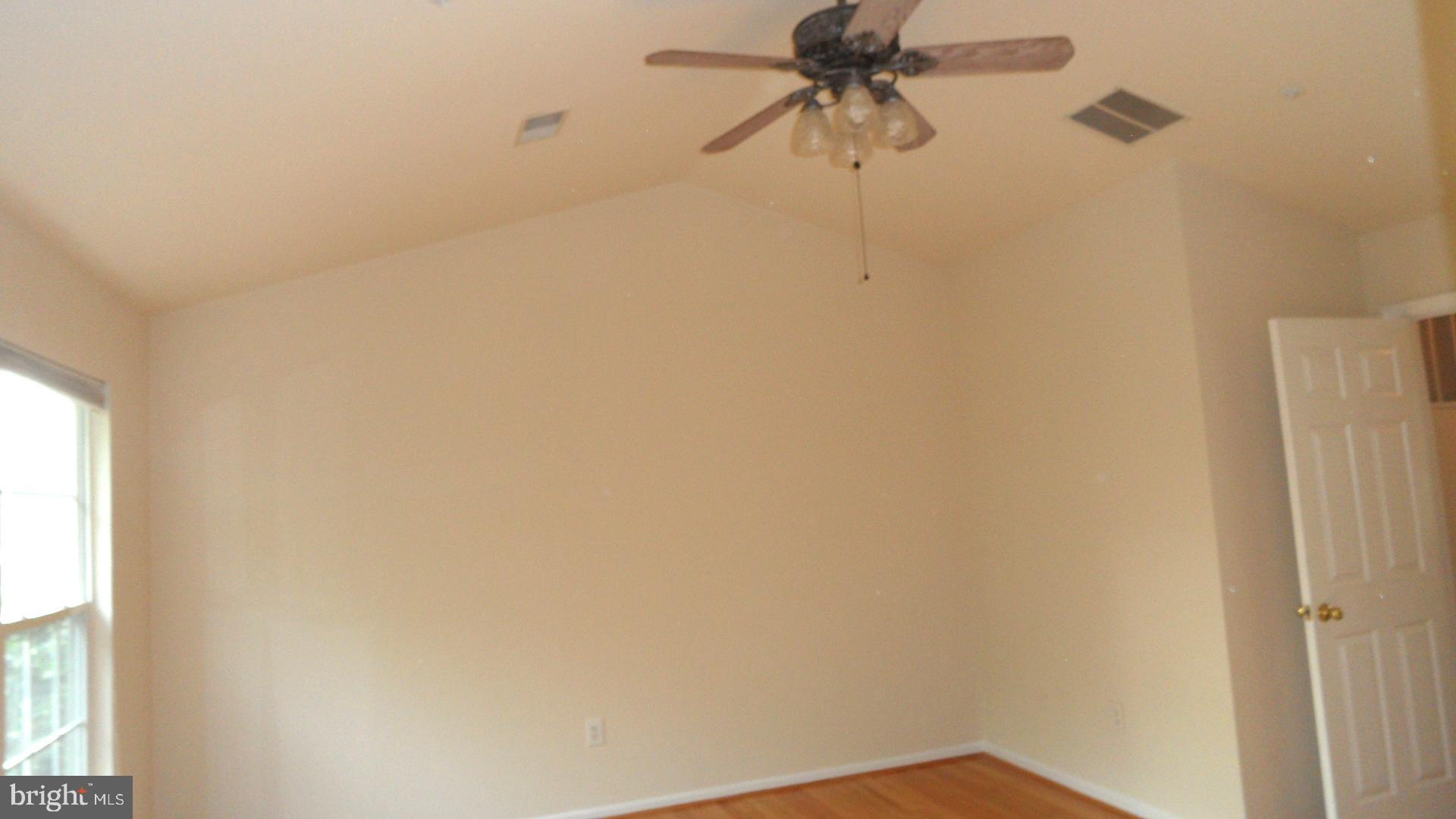 CLOVERLEAF CENTER - Residential