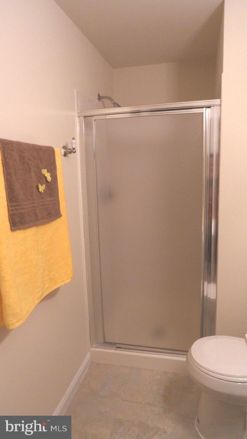 CLOVERLEAF CENTER - Residential