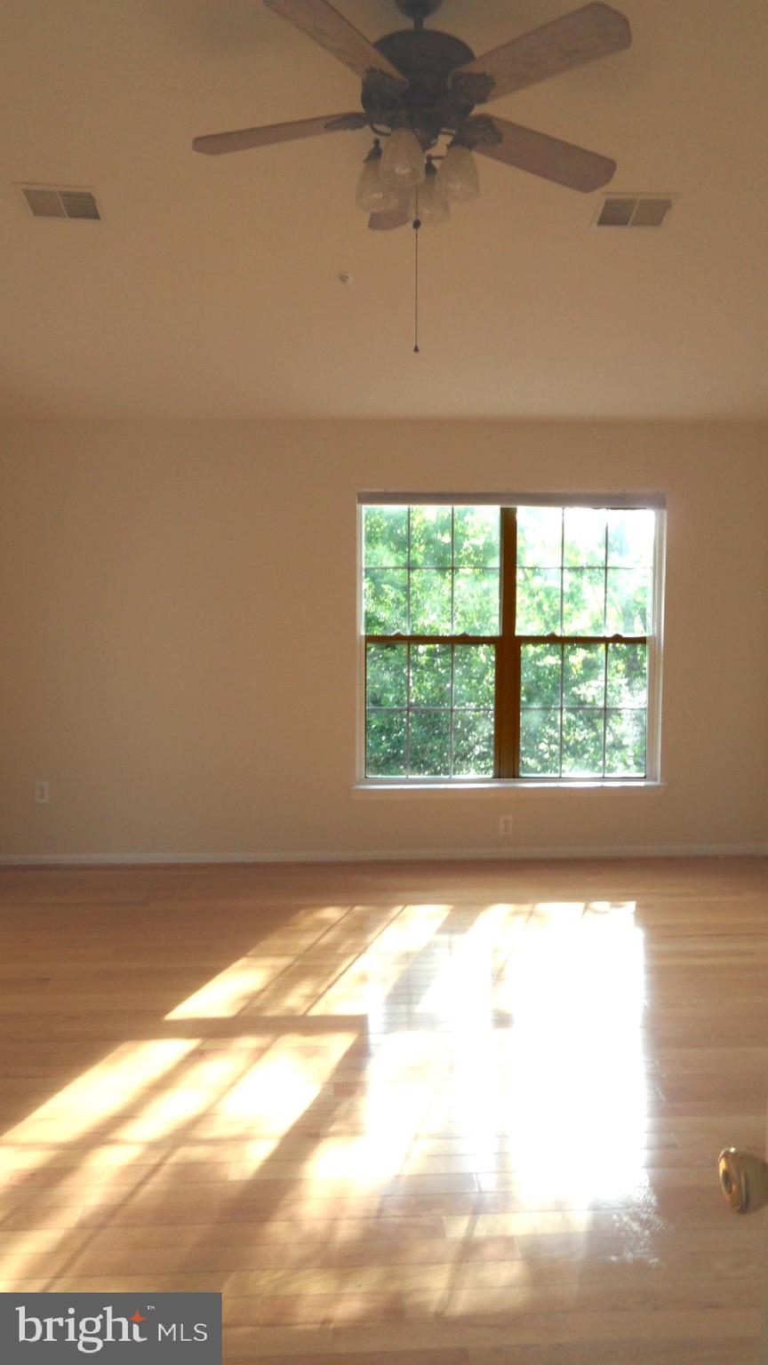 CLOVERLEAF CENTER - Residential